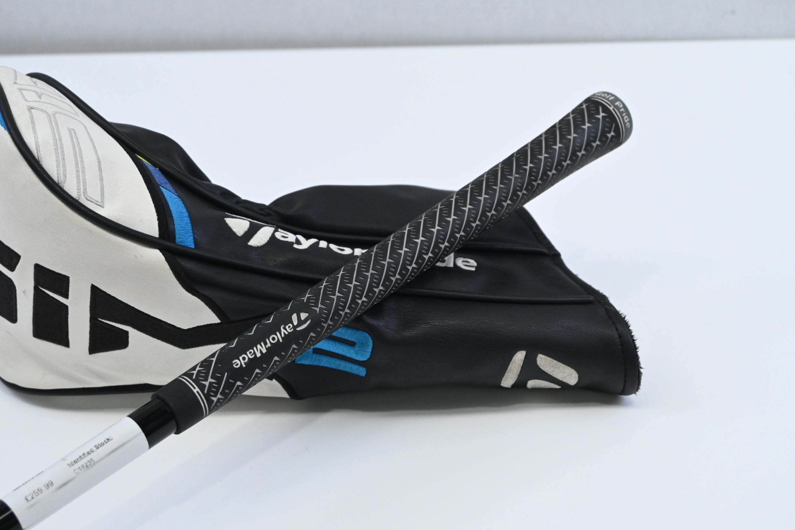 Taylormade SIM2 Max Driver / 9 Degree / X-Flex HZRDUS Smoke Black RDX 70 Shaft