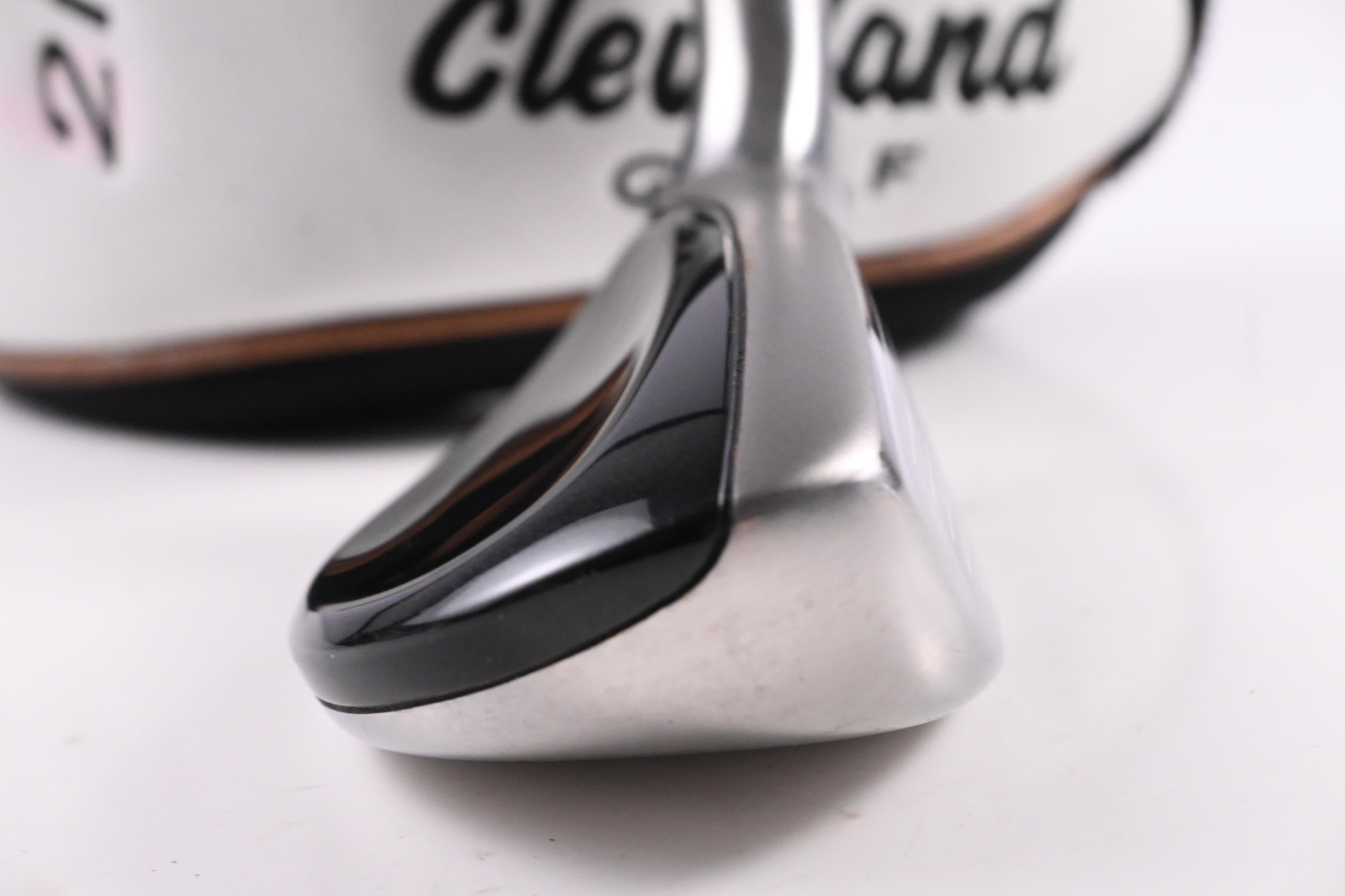 Cleveland Halo #2 Hybrid / 19 Degree / Regular Flex Halo Shaft