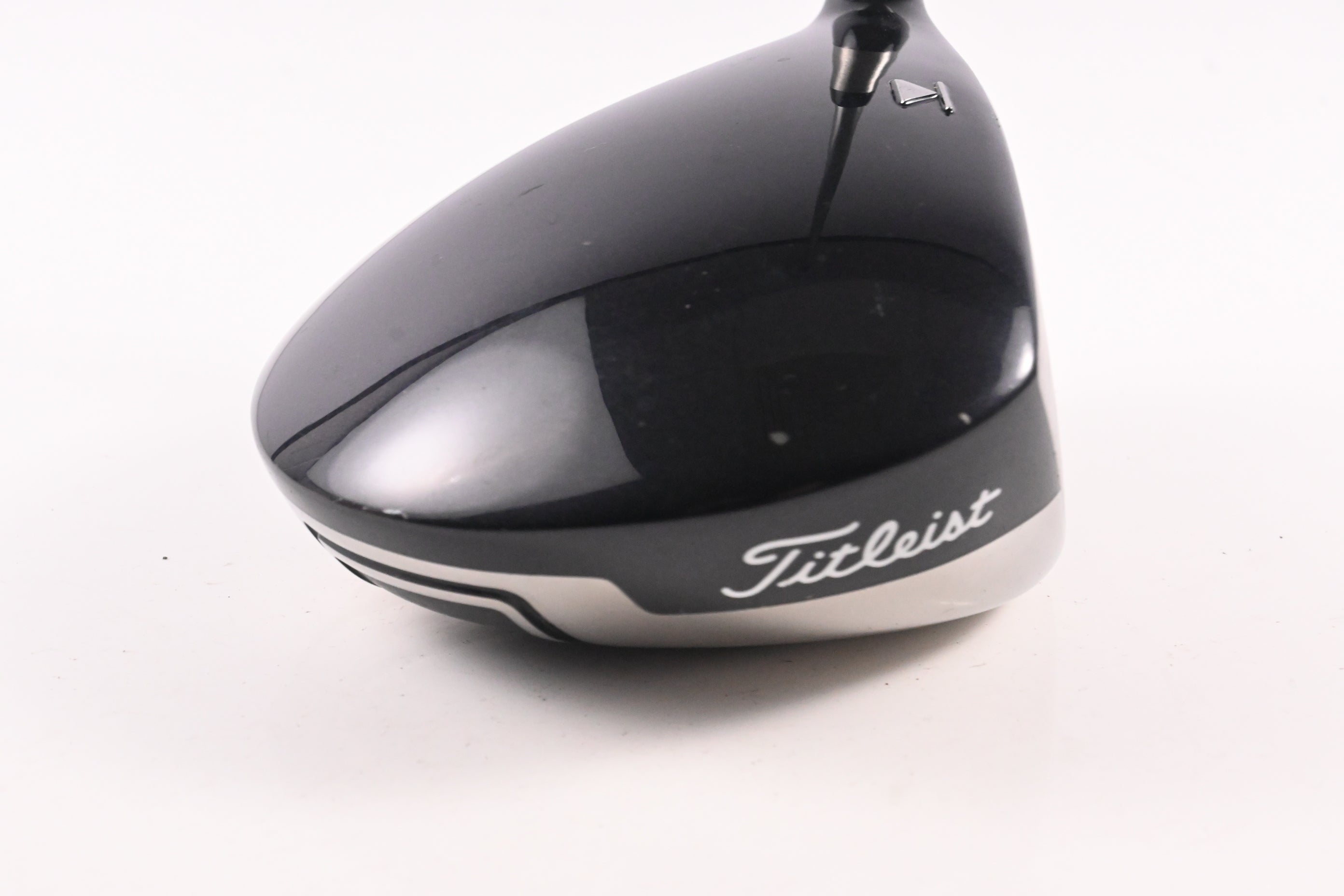 Titleist 909 D3 Driver / 8.5 Degree / Regular Flex Diamana Graphite Shaft