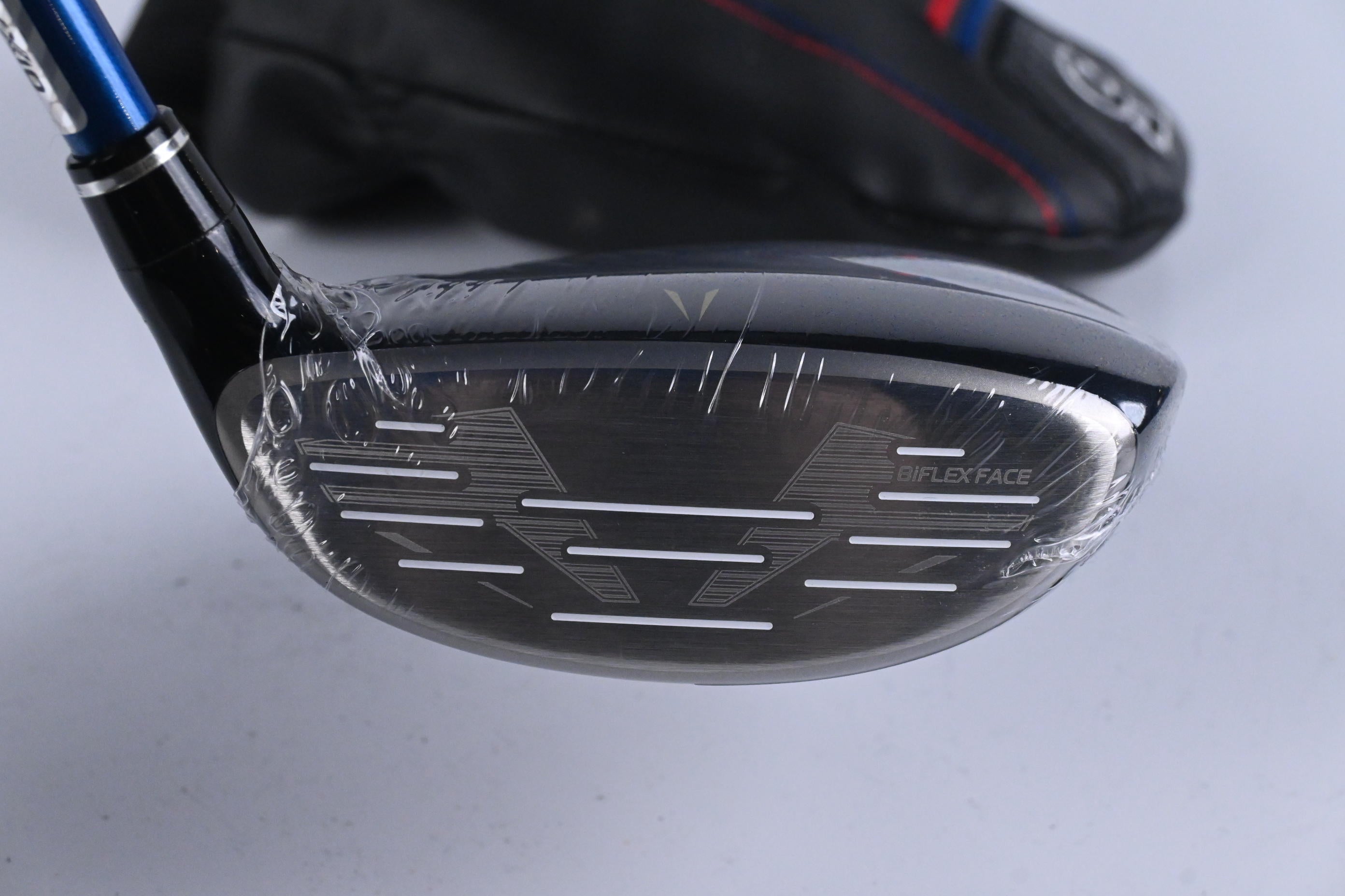 Left Hand XXIO 13 #5 Wood / 18 Degree / Regular Flex XXIO MP1300 39 Shaft