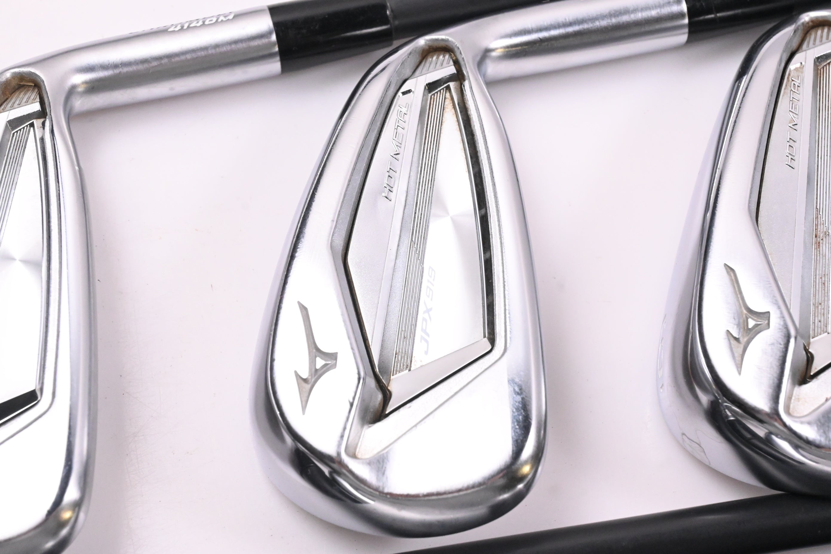 Mizuno JPX 919 Hot Metal Irons / 4-PW / Regular Flex Project X LZ 70 Shafts