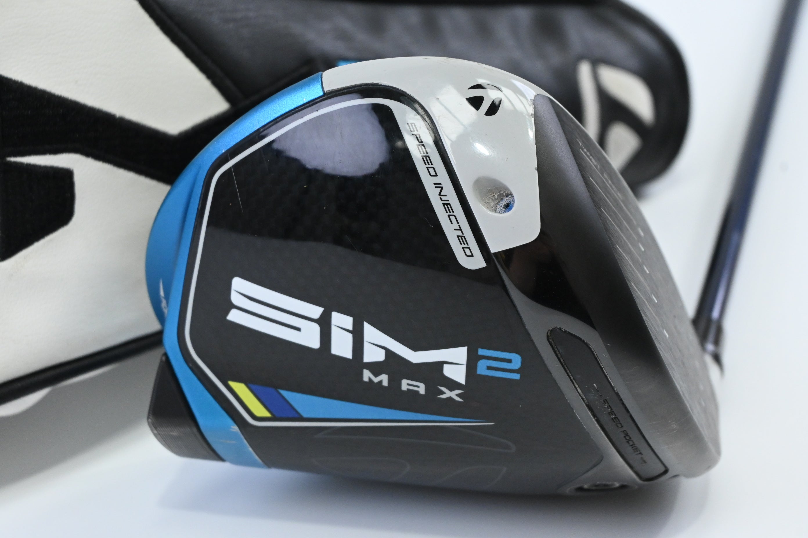 Taylormade SIM2 Max Driver / 9.5 Degree / Stiff Flex Fujikura Ventus Blue 5