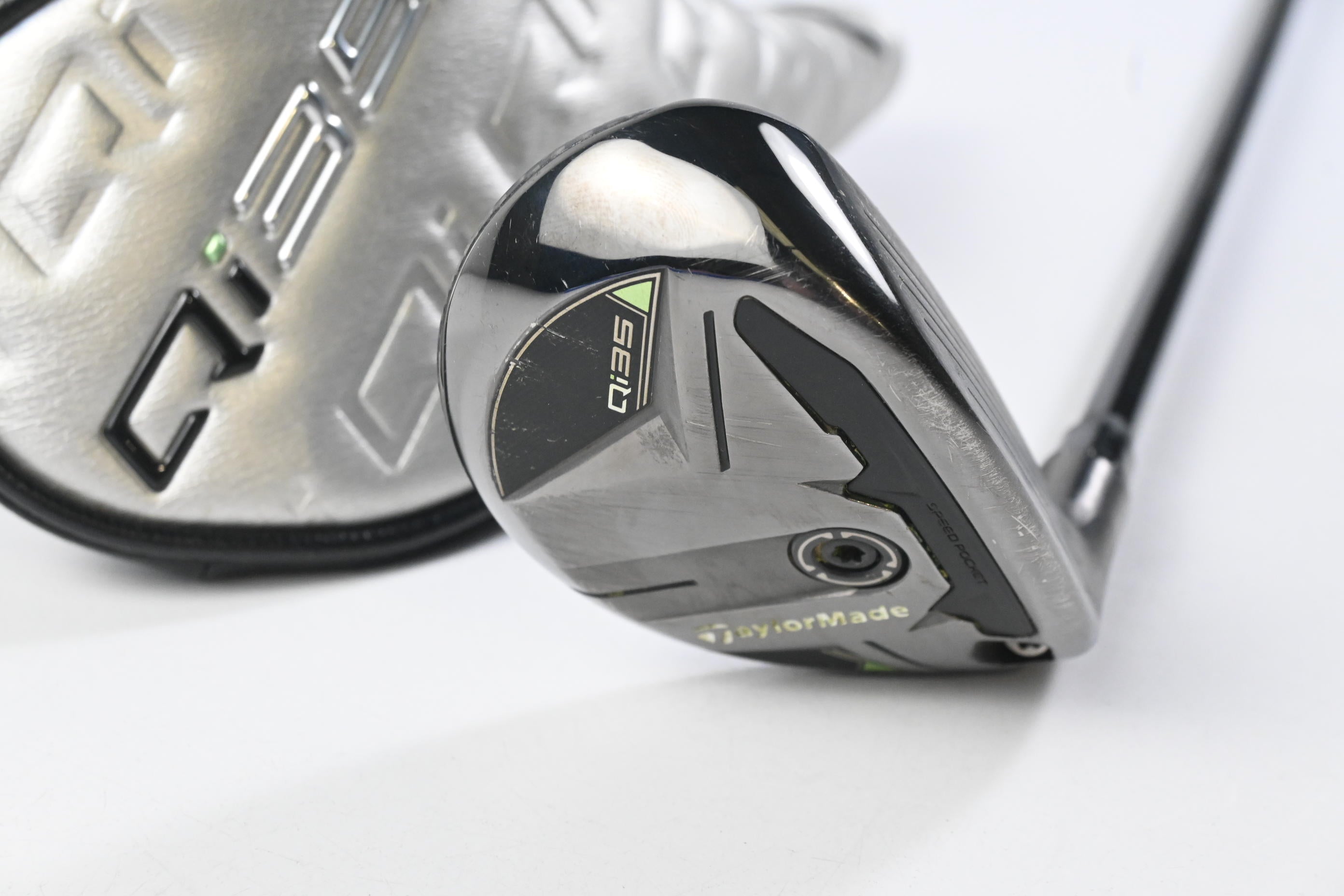 Taylormade Qi35 #3 Hybrid / 19 Degree / Stiff Flex Fujikura Speeder Evolution 85