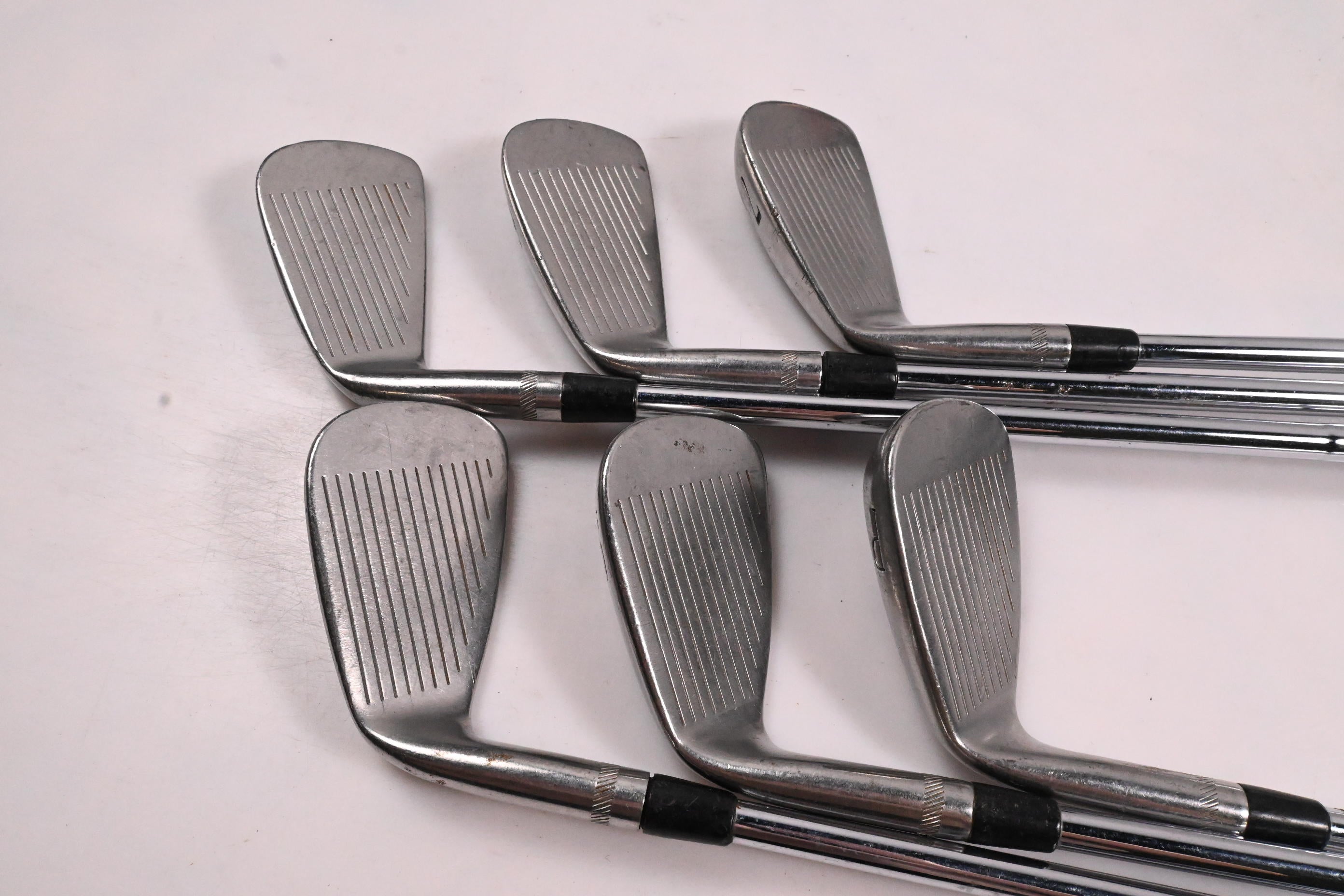 Titleist DCI 990 Irons / 5-PW / Stiff Flex Dynamic Gold SensiCore S400 Shafts