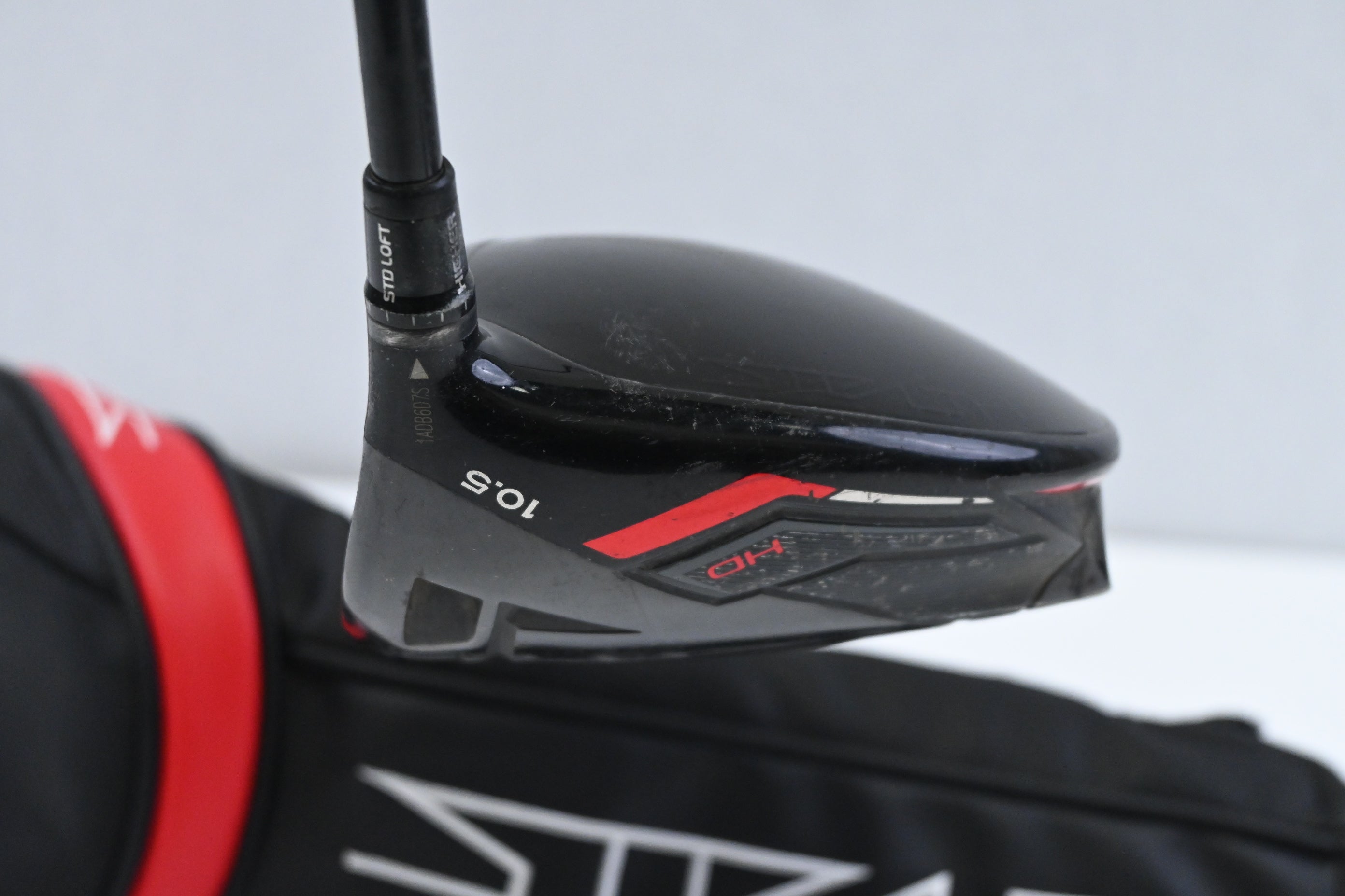 Taylormade Stealth HD Driver / 10.5 Degree / Regular Flex Fujikura AirSpeeder 45