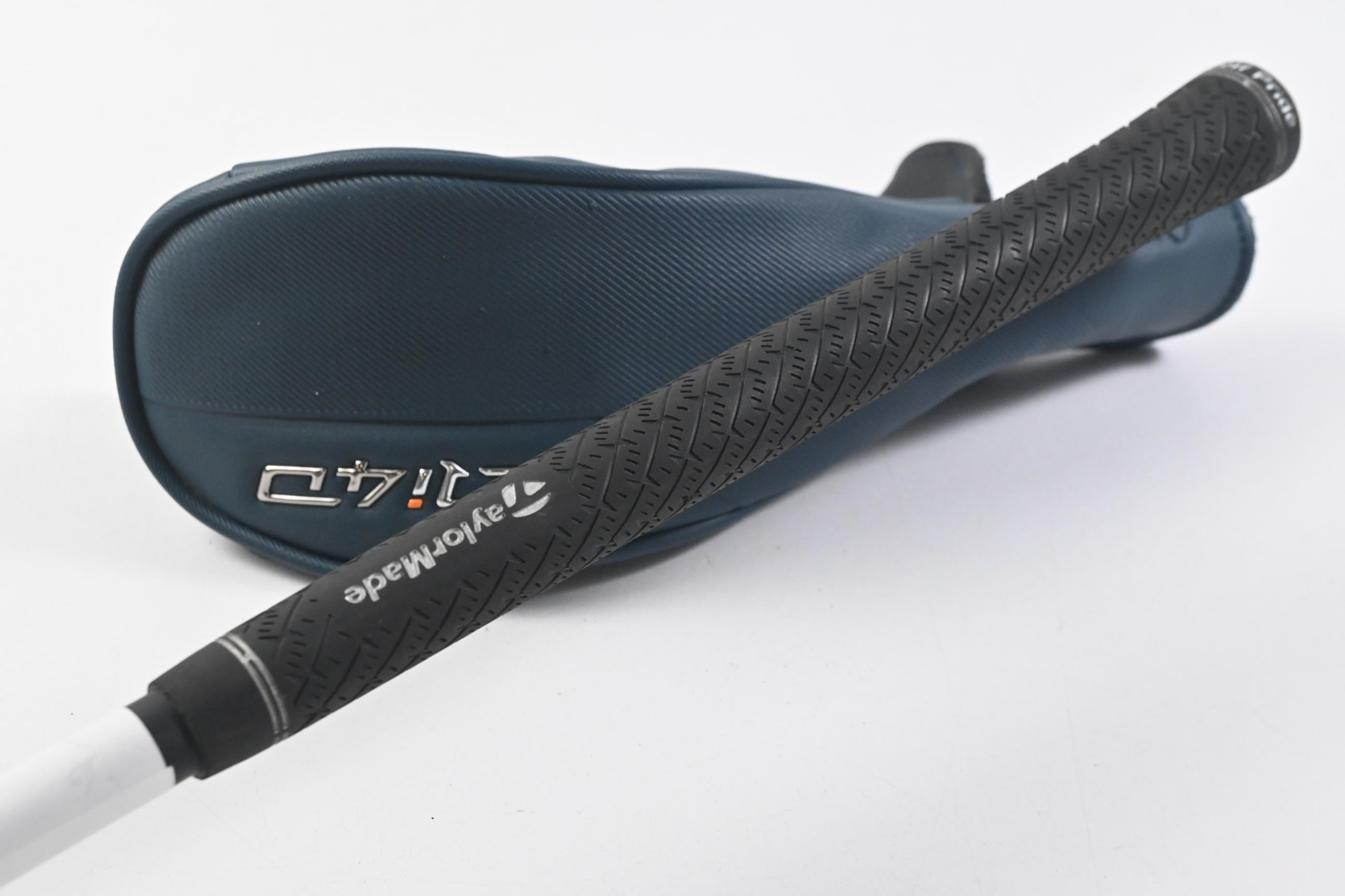 Taylormade Qi4D #4 Hybrid / 22 Degree / Regular Flex REAX By KBS White 65 Shaft