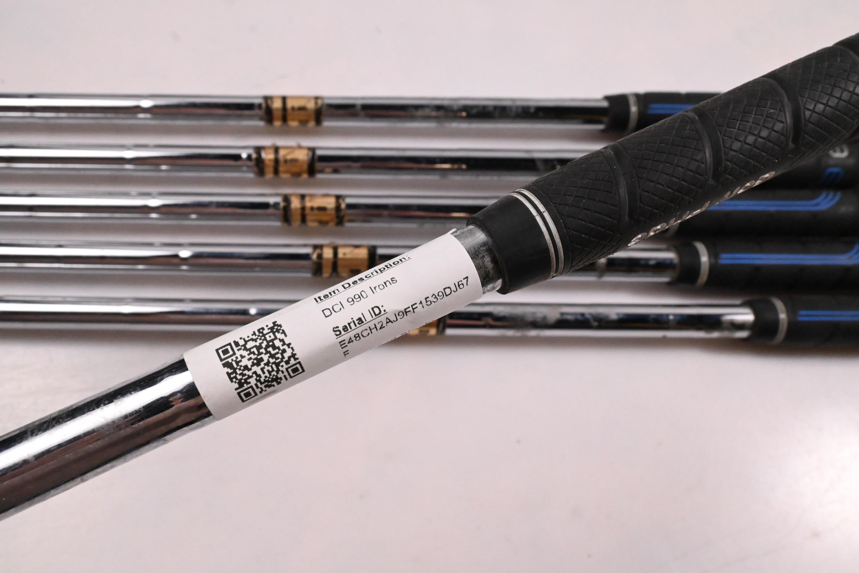 Titleist DCI 990 Irons / 5-PW / Stiff Flex Dynamic Gold SensiCore S400 Shafts