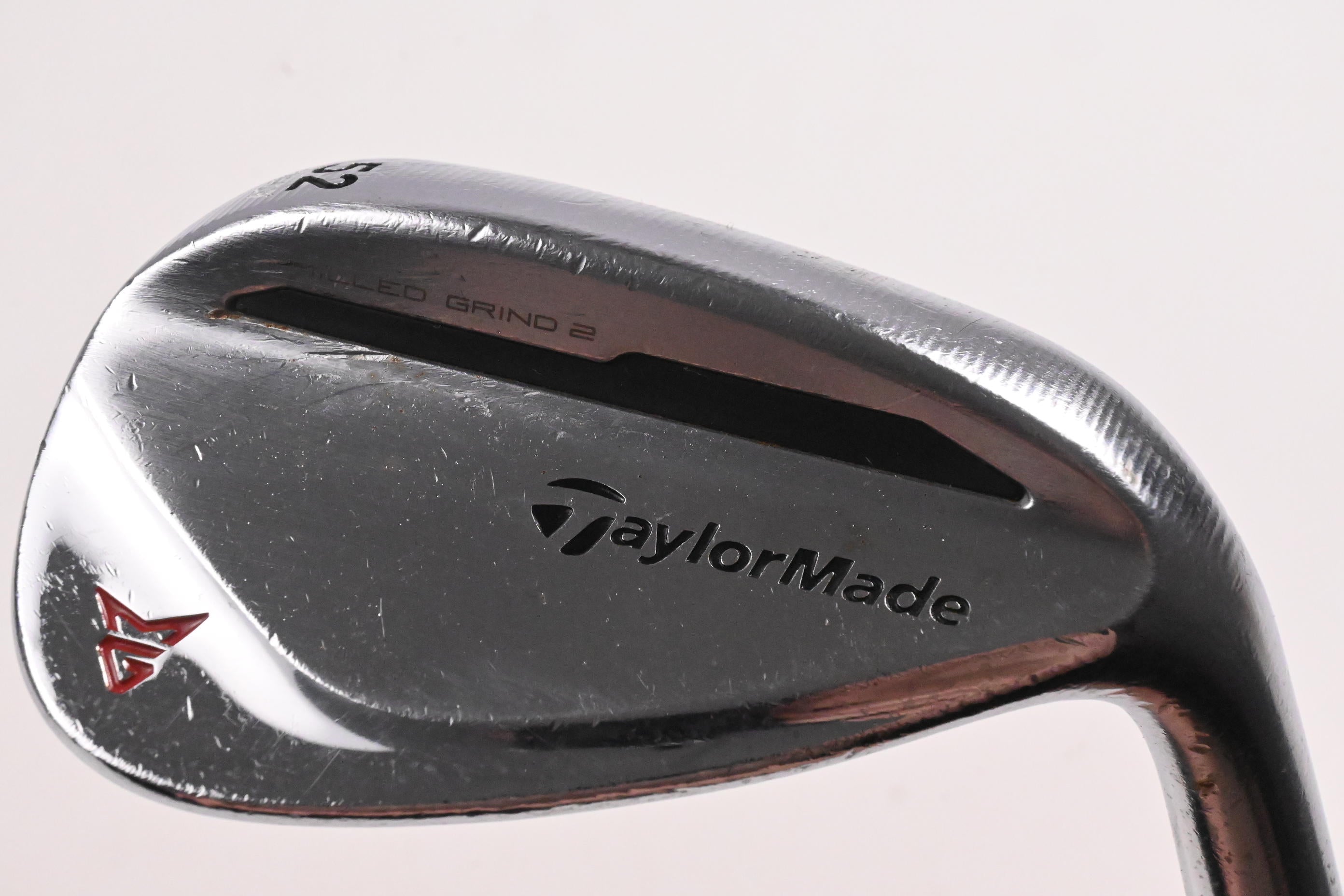 Taylormade Milled Grind 2 Chrome Gap Wedge / 52 Degree / Stiff Flex Dynamic Gold