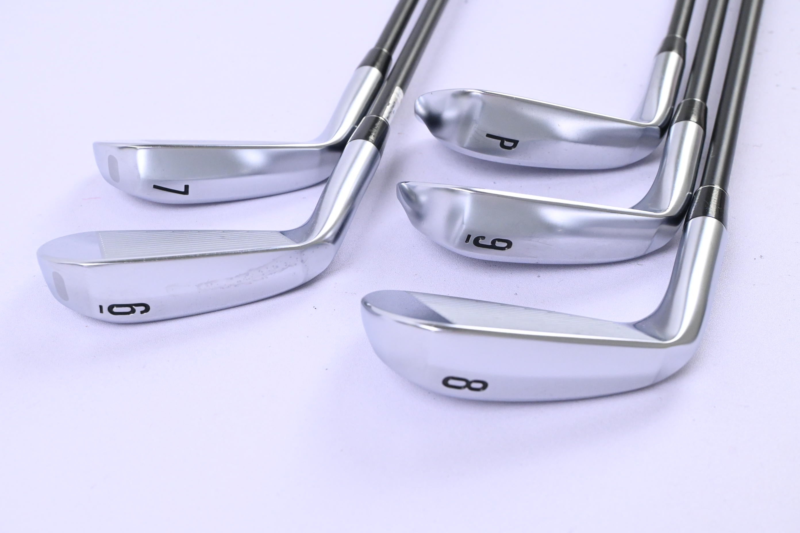 Srixon ZXi5 Irons / 6-PW / Regular Flex KBS TGI 60 Shafts