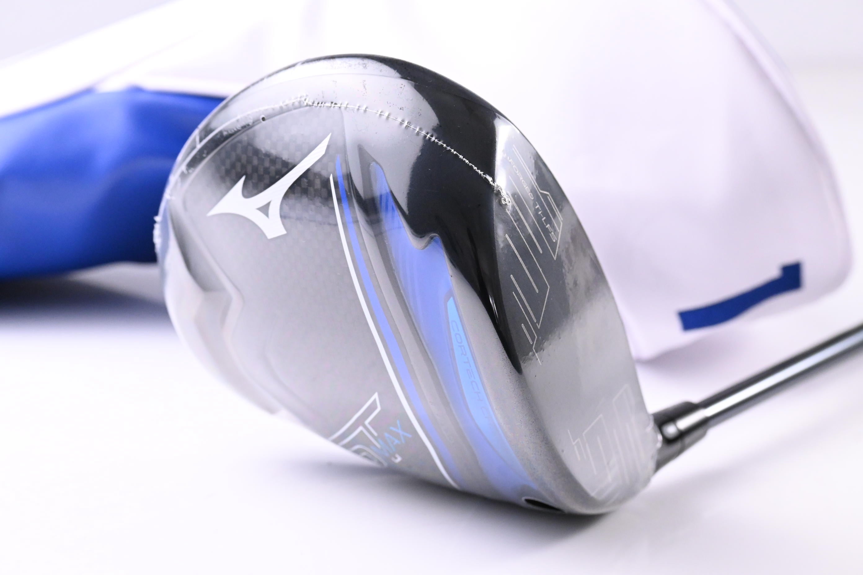 Mizuno ST-Max 230 Driver / 10.5 Degree / Regular Flex UST LIN-Q Red 5 M40X