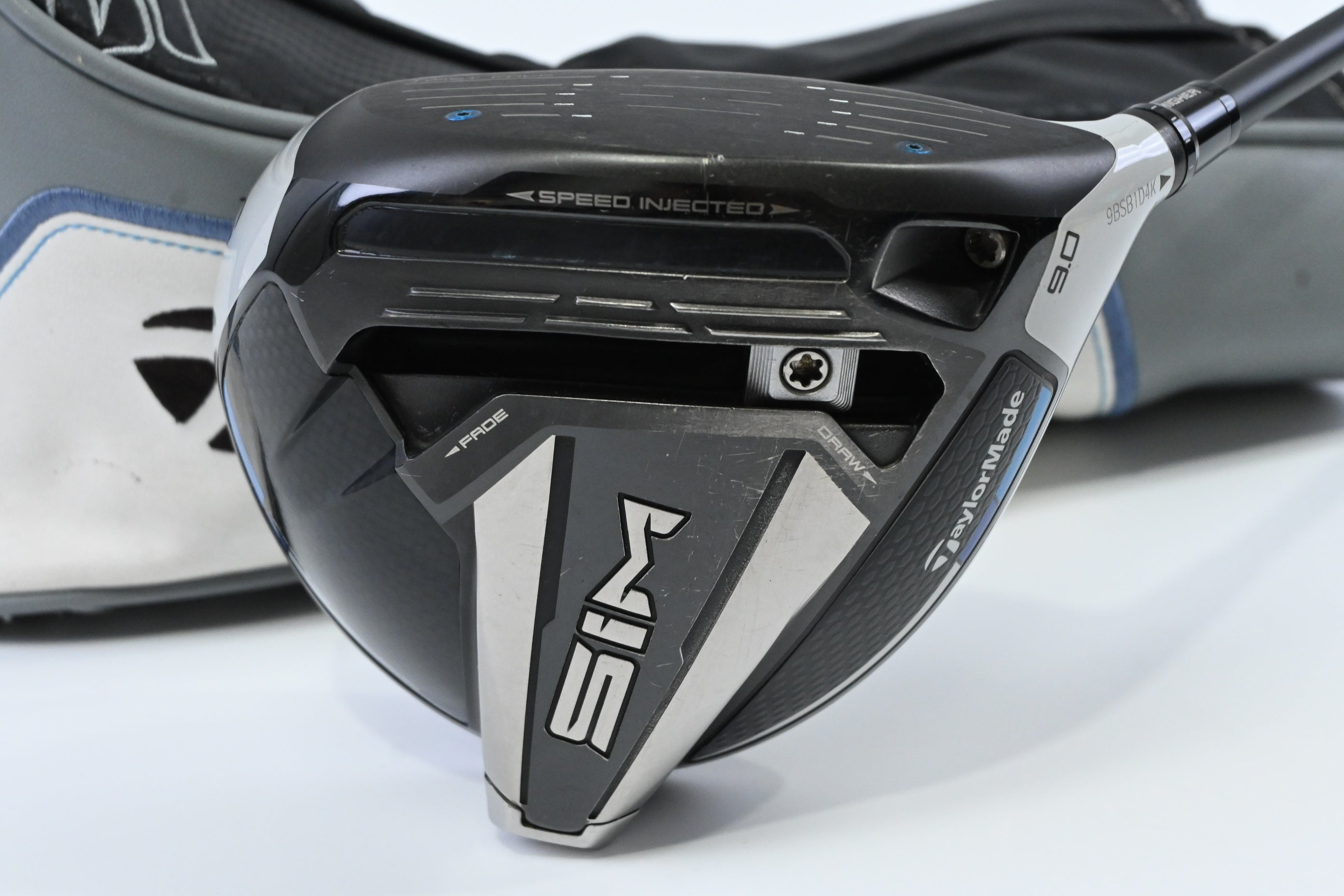 Taylormade SIM Driver / 9 Degree / Regular Flex Fujikura Ventus Blue 5 Shaft