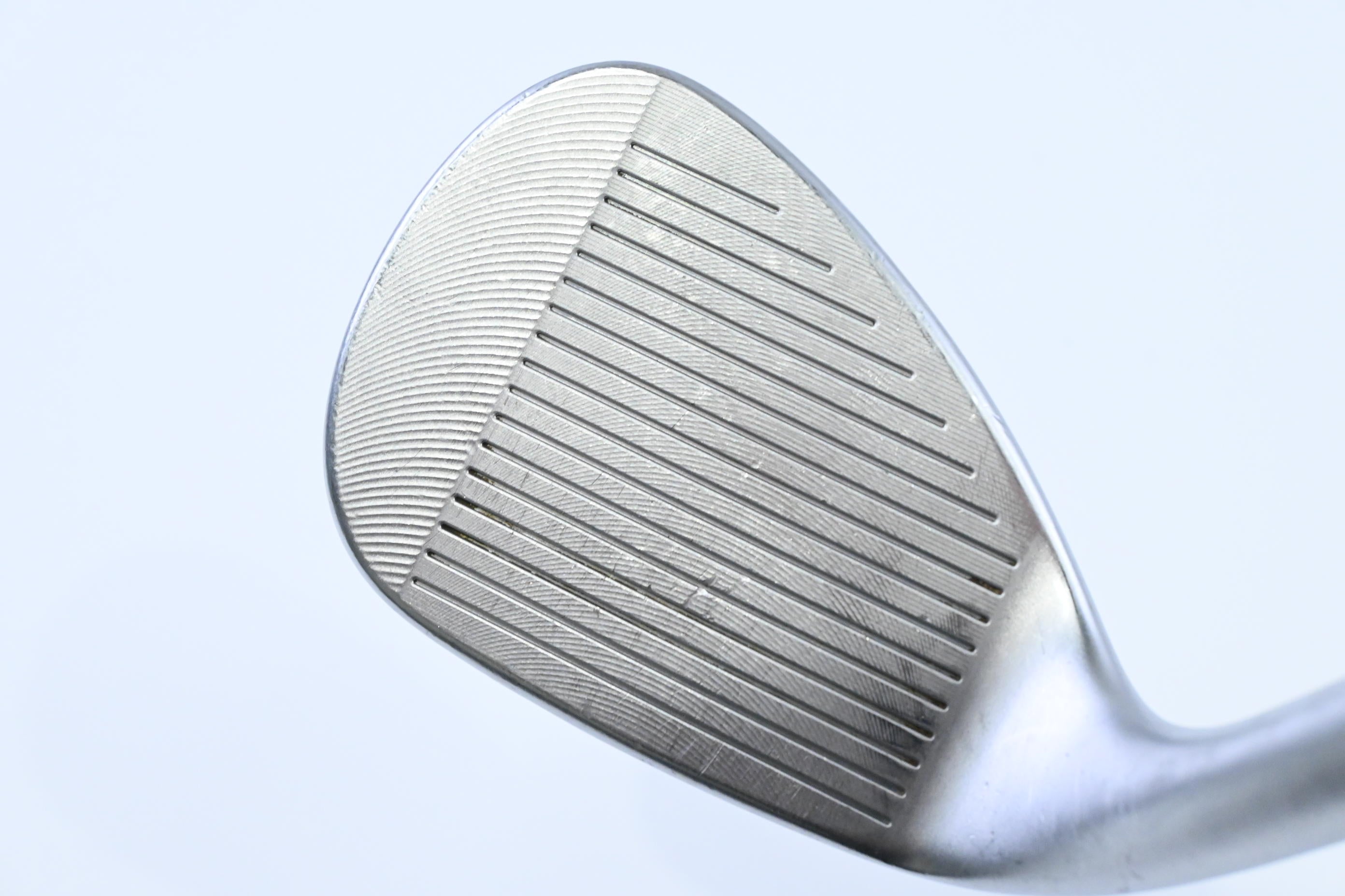 Cleveland CBX 2 Gap Wedge / 52 Degree / Wedge Flex Dynamic Gold 115 Shaft