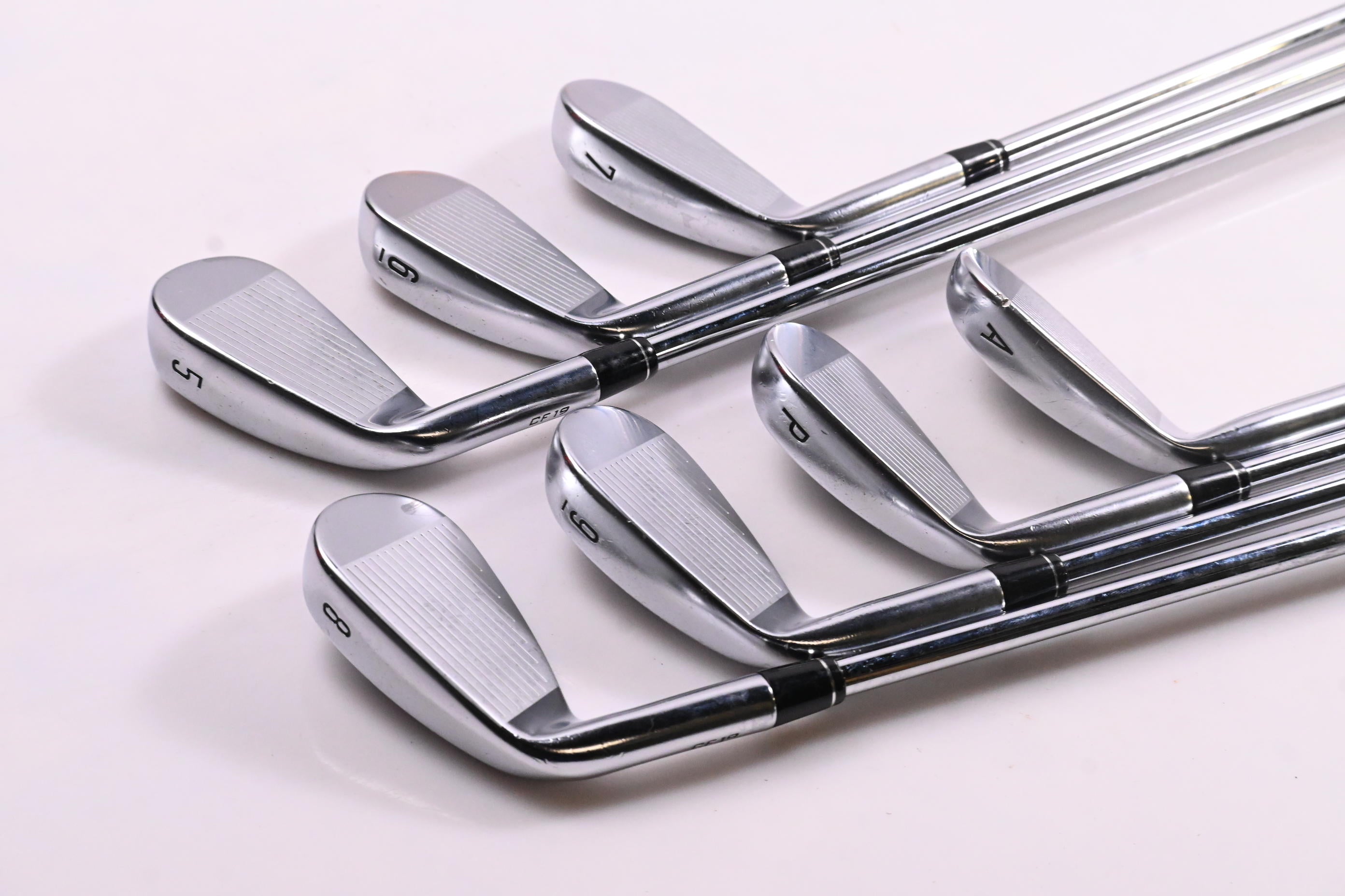 Callaway Apex 19 Irons / 5-PW+GW / Regular Flex True Temper Elevate 95 Shafts
