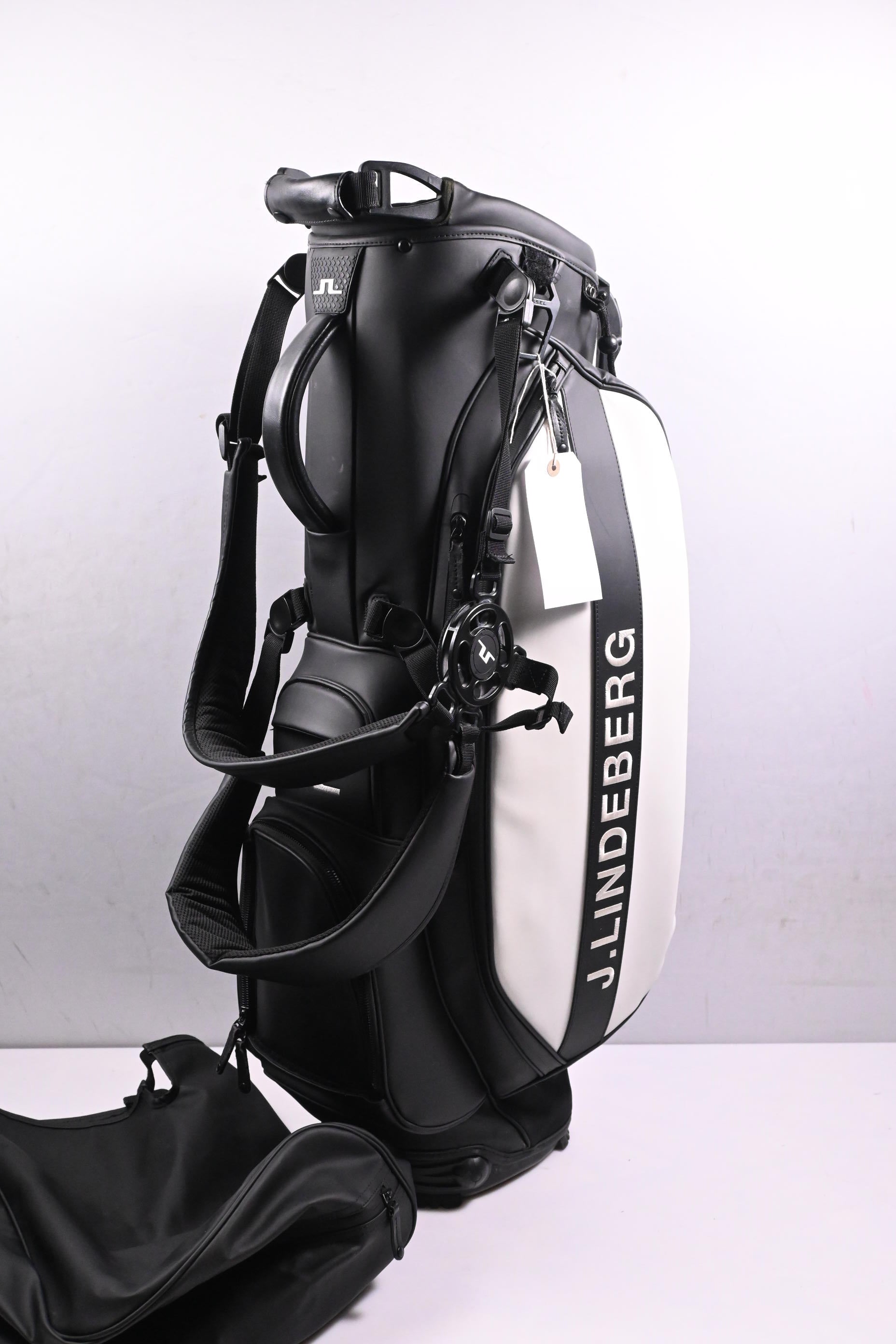 J Lindeberg x Vessel Stand Bag / 6-Way Divider / Black, White