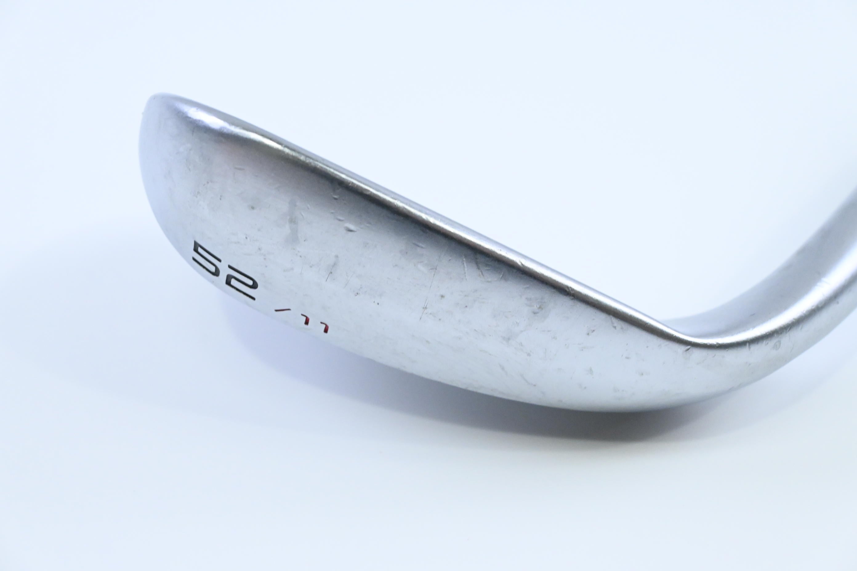 Cleveland CBX 2 Gap Wedge / 52 Degree / Wedge Flex Dynamic Gold 115 Shaft