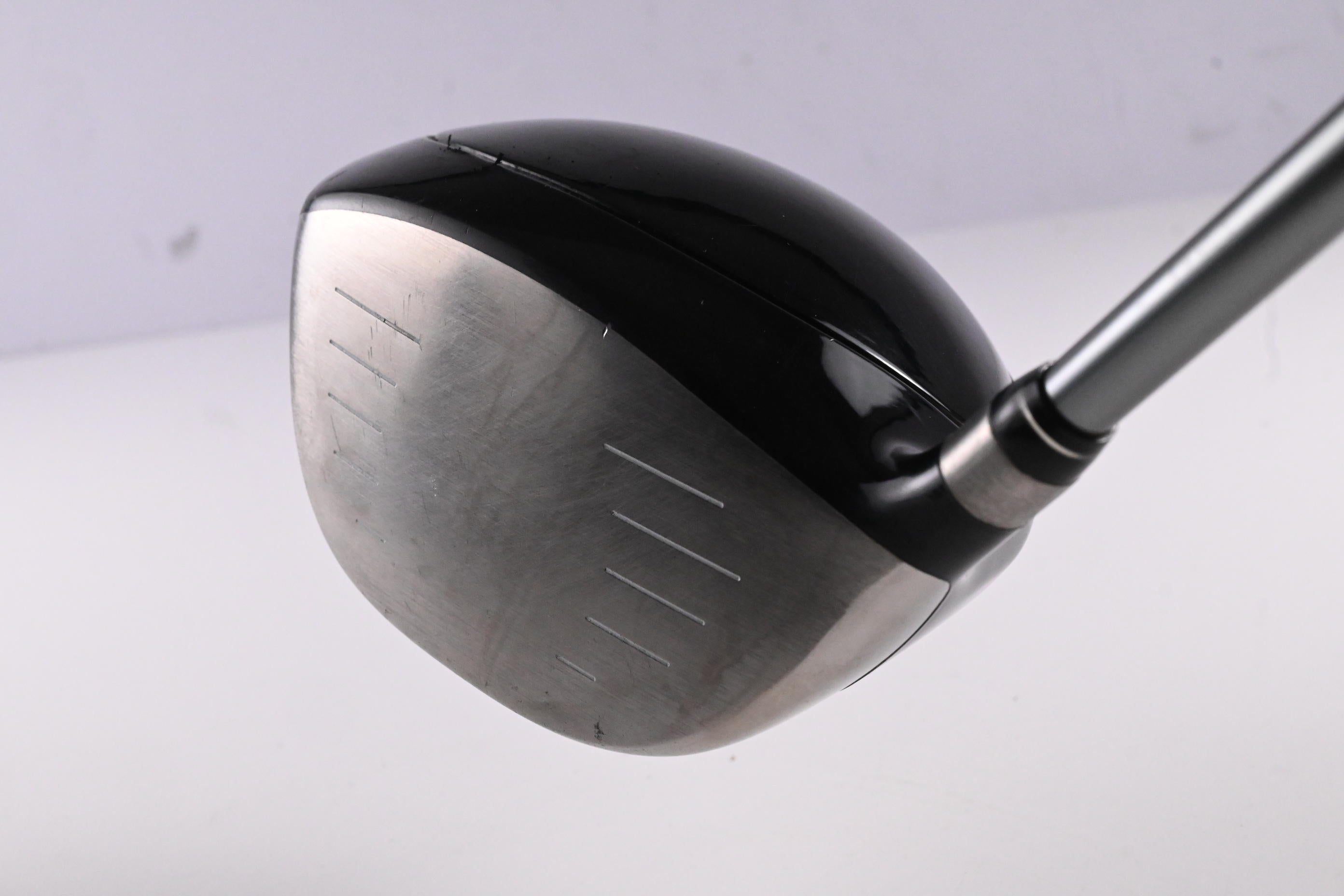 Taylormade XR-05 Driver / 10.5 Degree / Regular Flex  XR 05 Super Lite Shaft