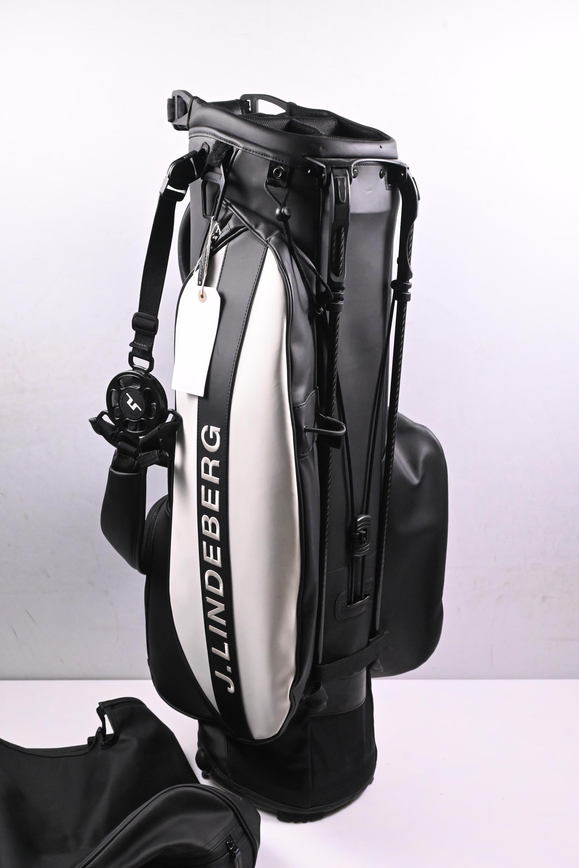 J Lindeberg x Vessel Stand Bag / 6-Way Divider / Black, White