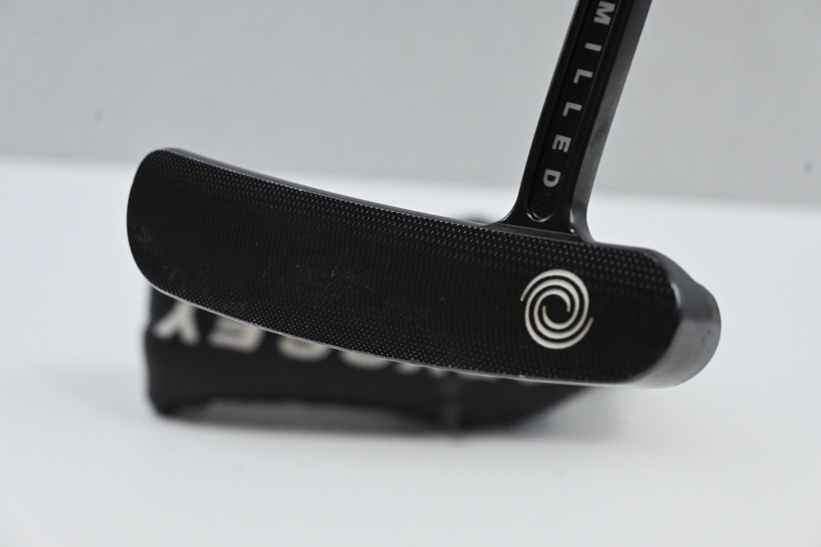 Odyssey Black Series Tour Design 4 Putter / 33 Inch