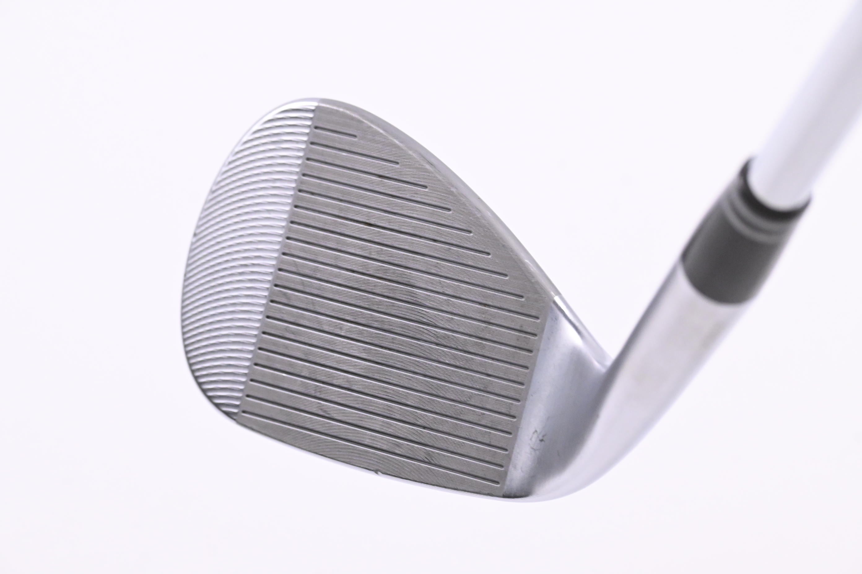 Cleveland RTZ Sand Wedge / 54 Degree / Wedge Flex Dynamic Gold Spinner Shaft
