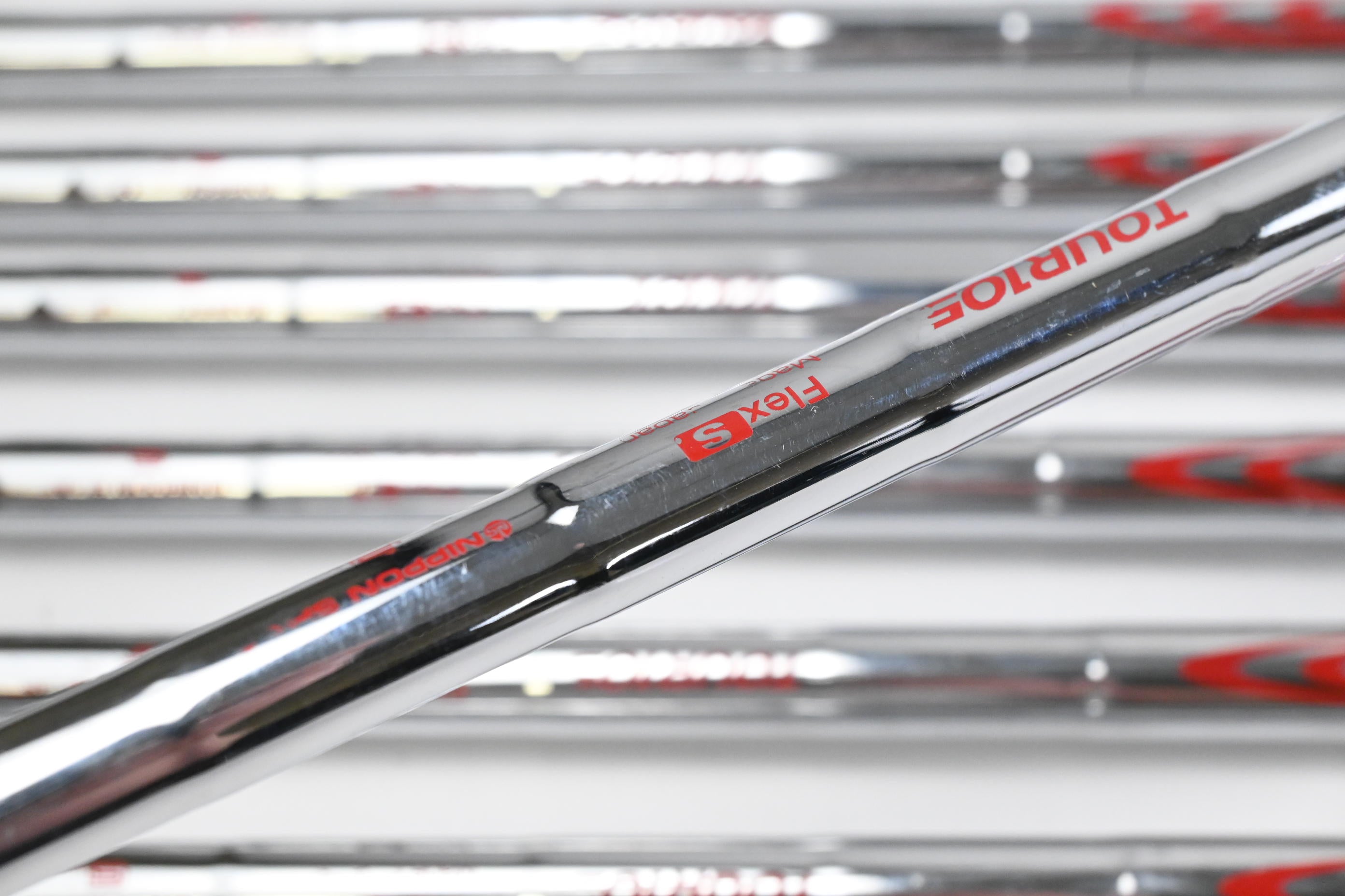 Honma TR20 P Irons / 4-PW / Stiff Flex N.S.Pro Modus3 Tour 105 Shafts