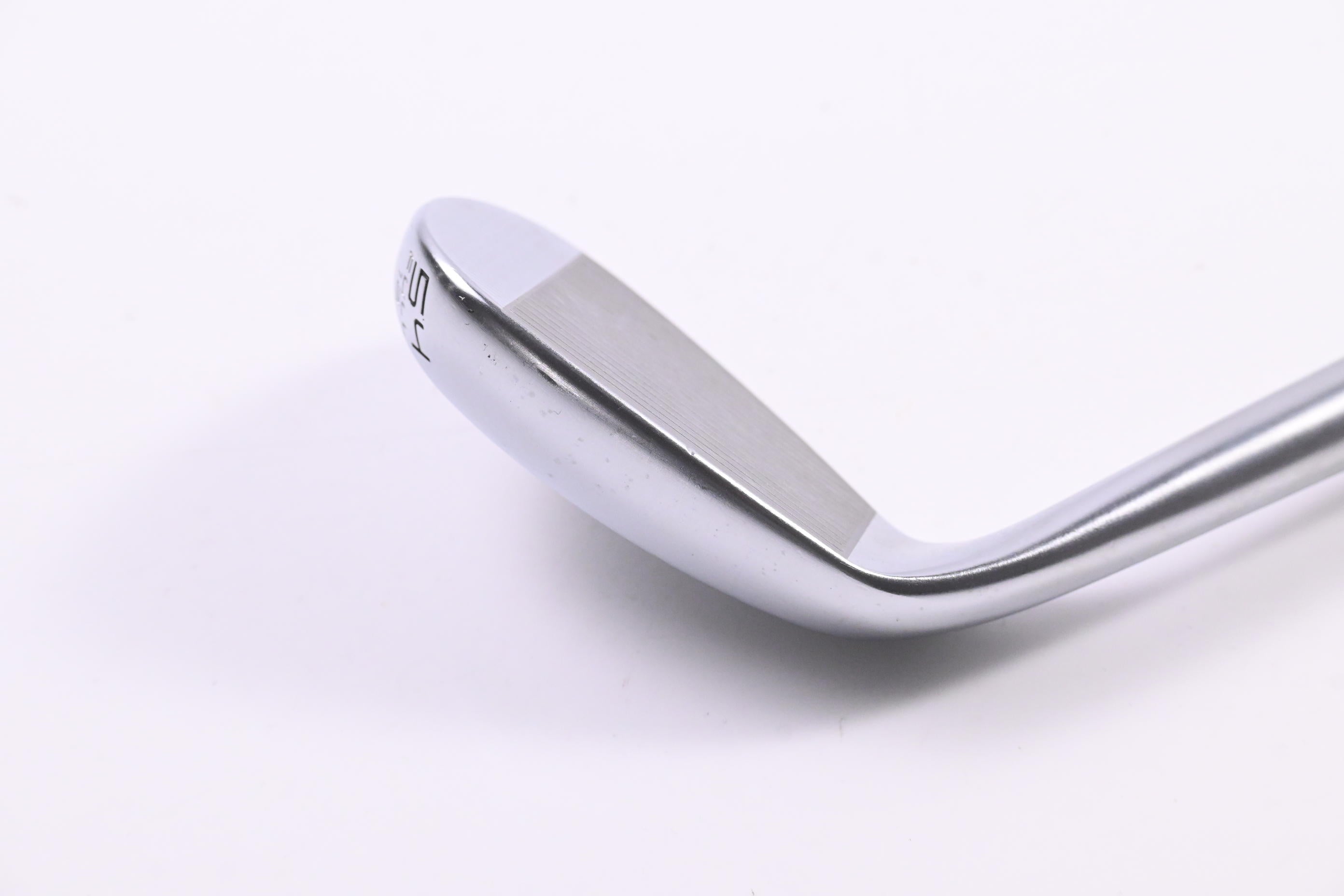 Cleveland RTZ Sand Wedge / 54 Degree / Wedge Flex Dynamic Gold Spinner Shaft
