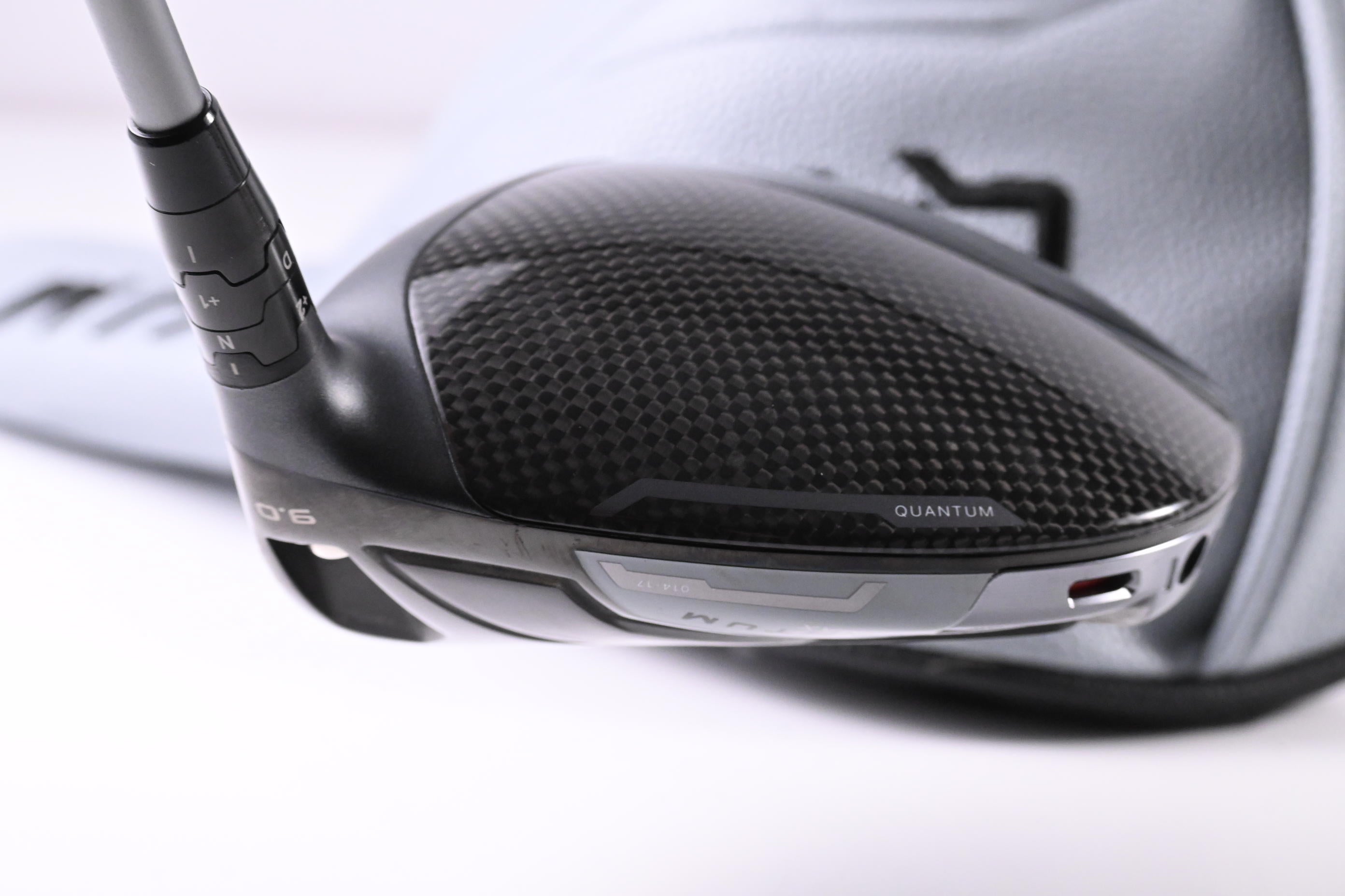 Callaway Quantum Max Drivers / 9 Degree / Regular Flex Denali Silver 50 Shaft