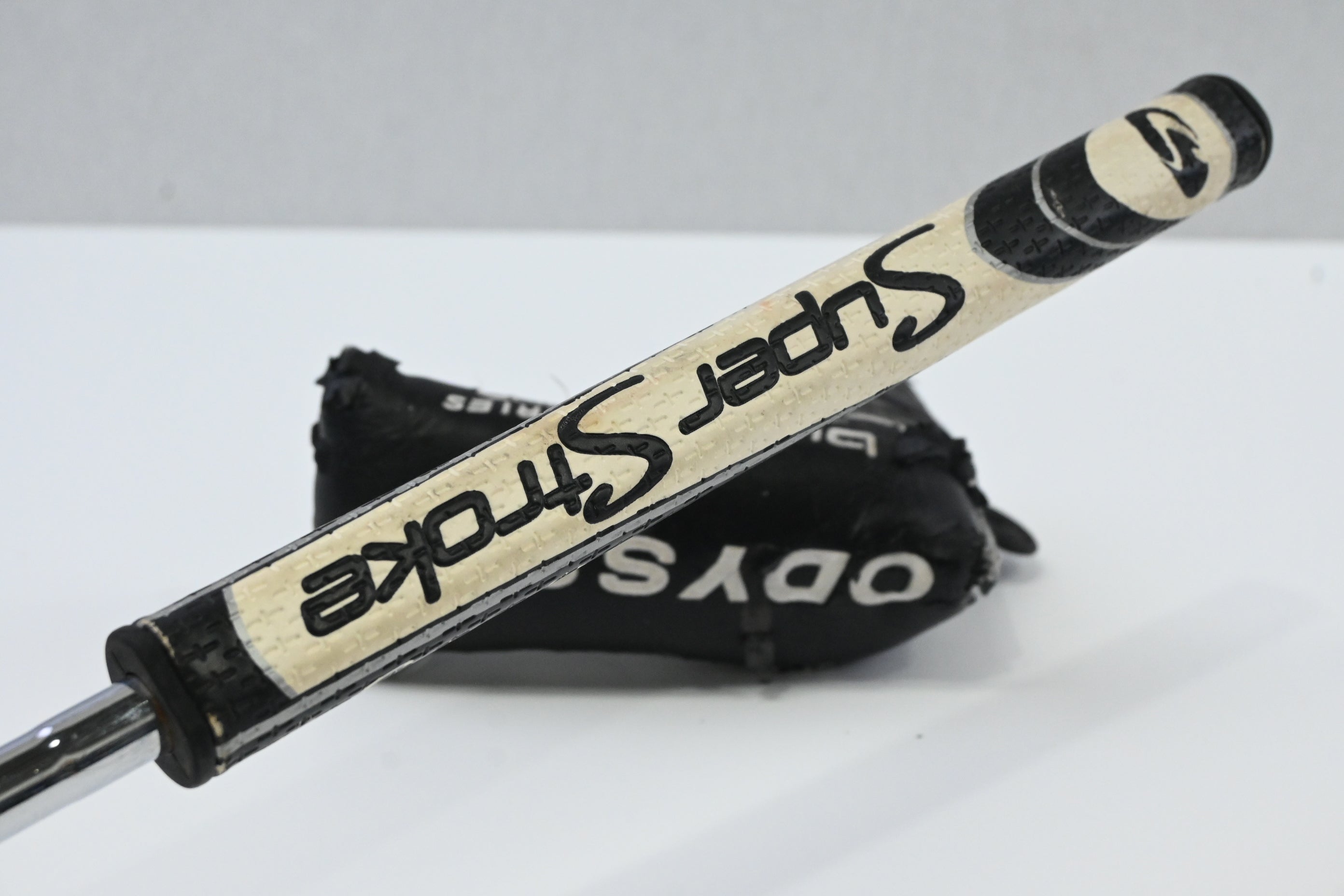 Odyssey Black Series Tour Design 4 Putter / 33 Inch