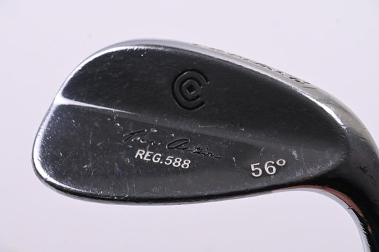 Cleveland 588 Tour Action Sand Wedge / 55 Degree / Wedge Flex Dynamic Gold Shaft