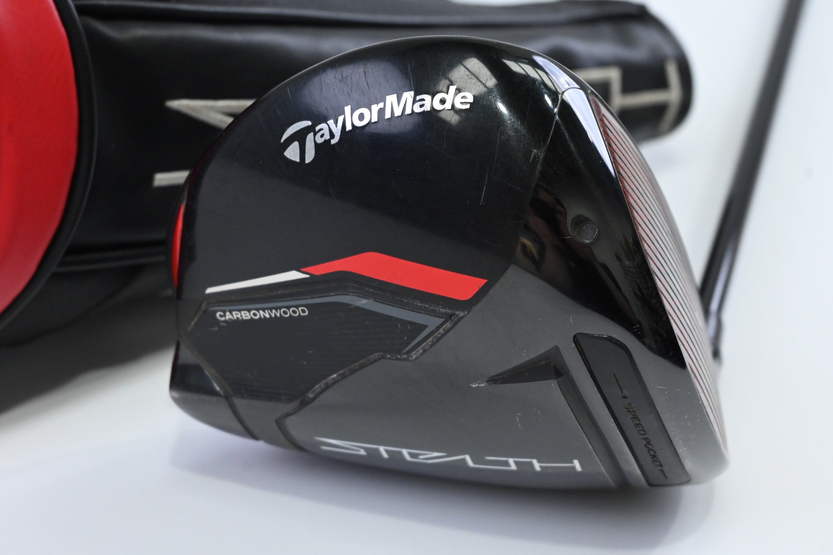 Taylormade Stealth HD Driver / 10.5 Degree / Regular Flex Fujikura Ventus Red 5