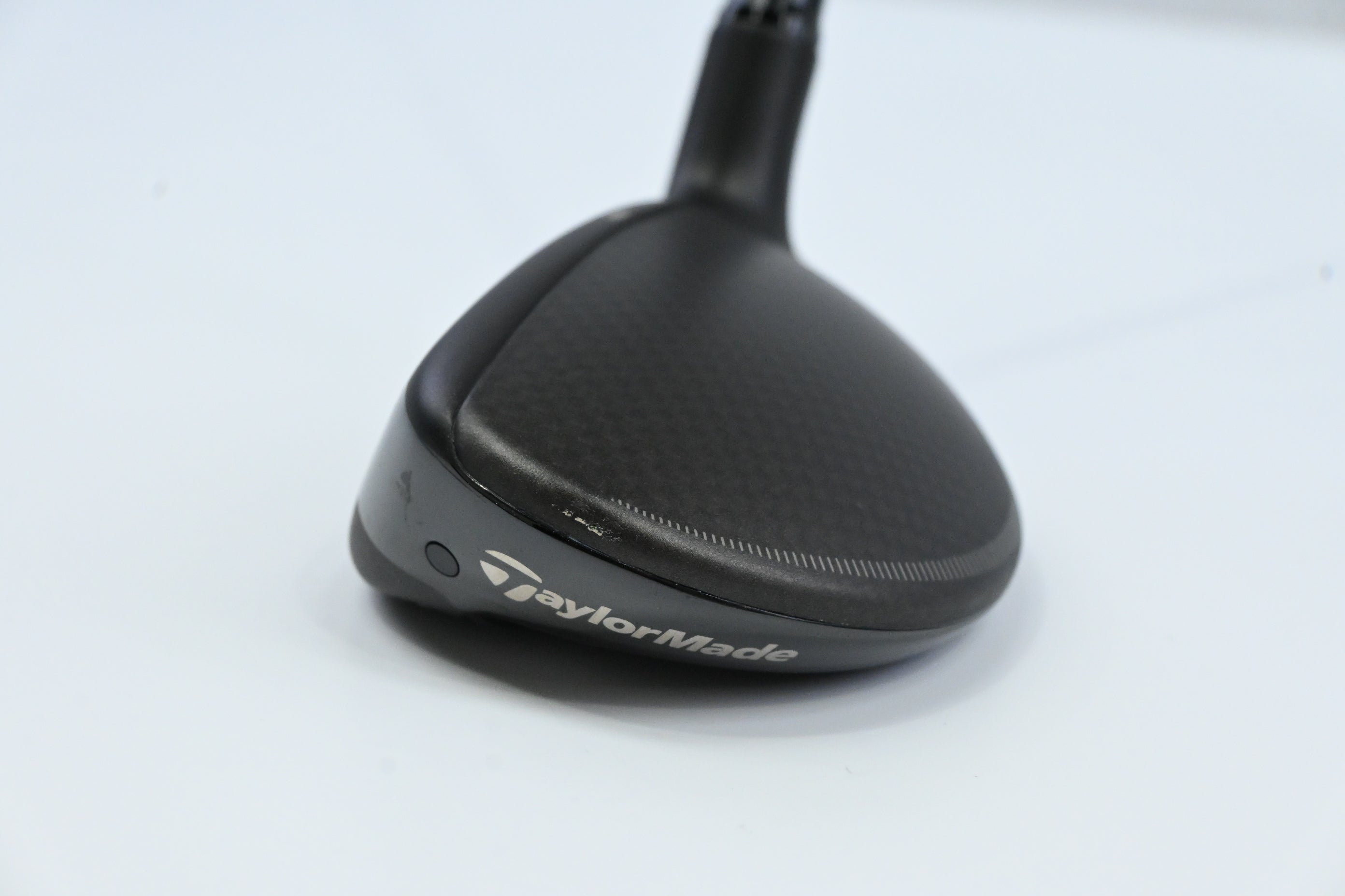 Left Hand Taylormade Qi4D #4 Hybrid / 22 Degree / Stiff Flex KBS Max HL 52 Shaft