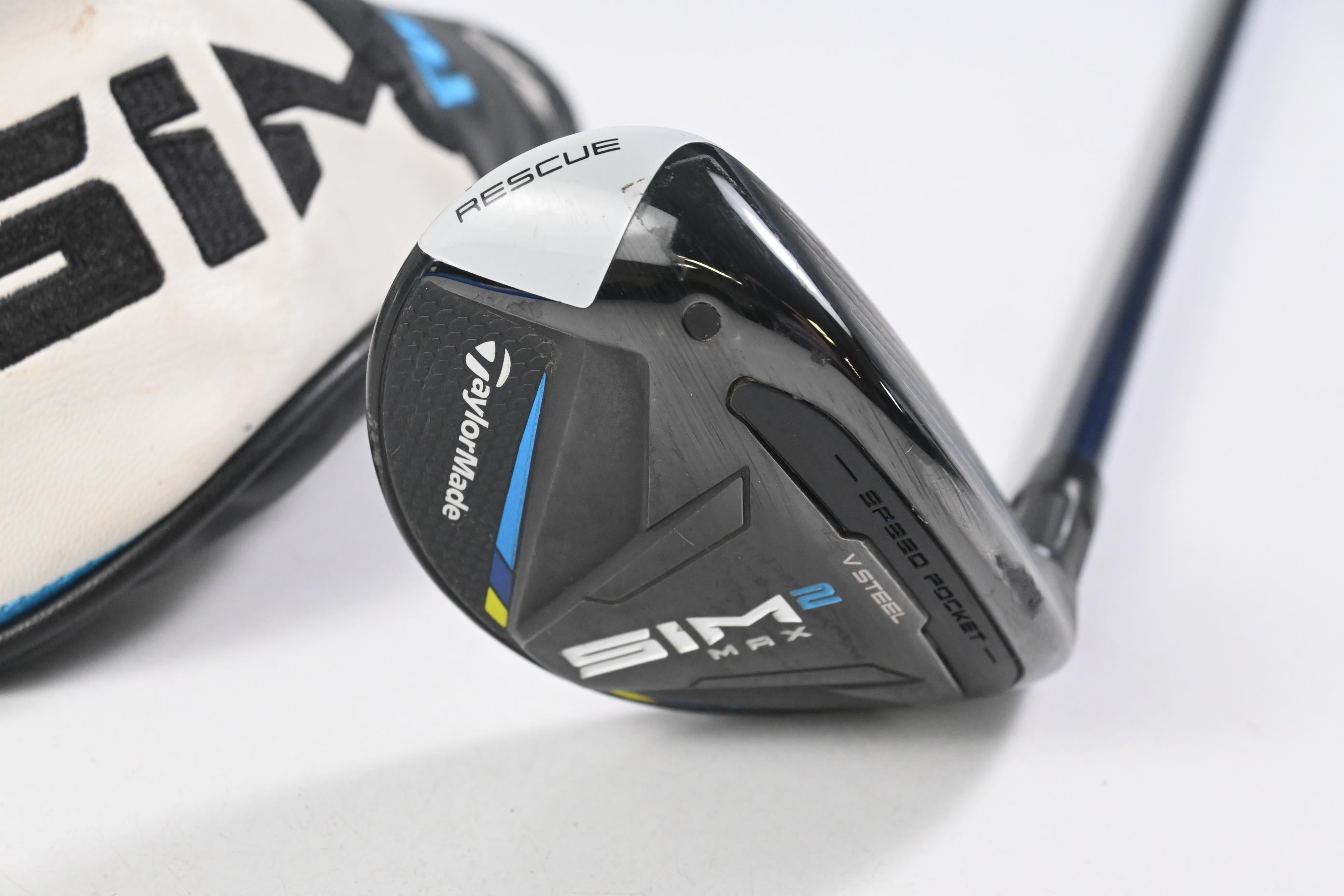 Taylormade SIM2 Max #3 Hybrid / 19 Degree / Regular Flex Ventus Blue 6 Shaft