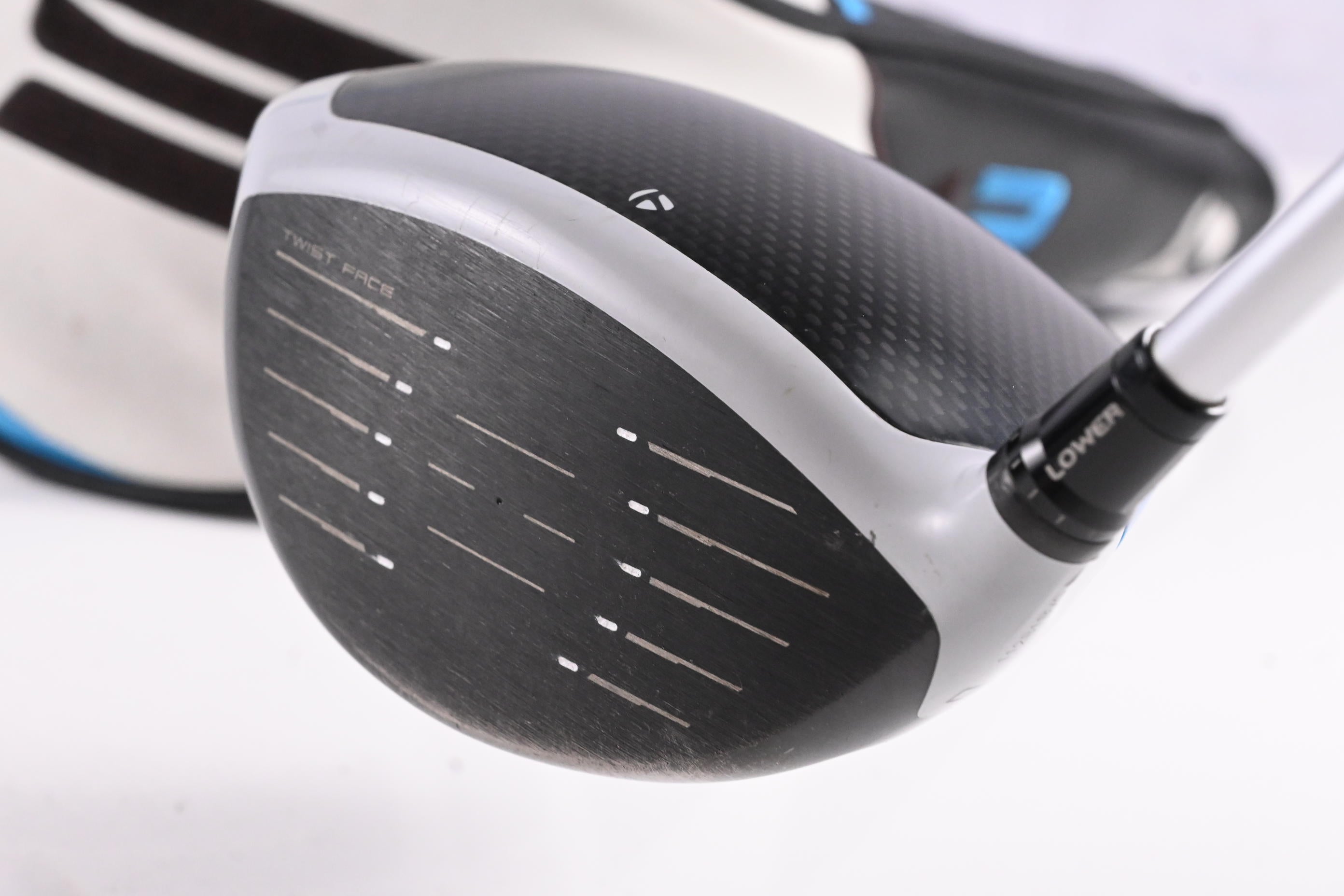 Taylormade SIM2 Max Driver / 9 Degree / X-Flex Kuro Kage Silver 60 Shaft