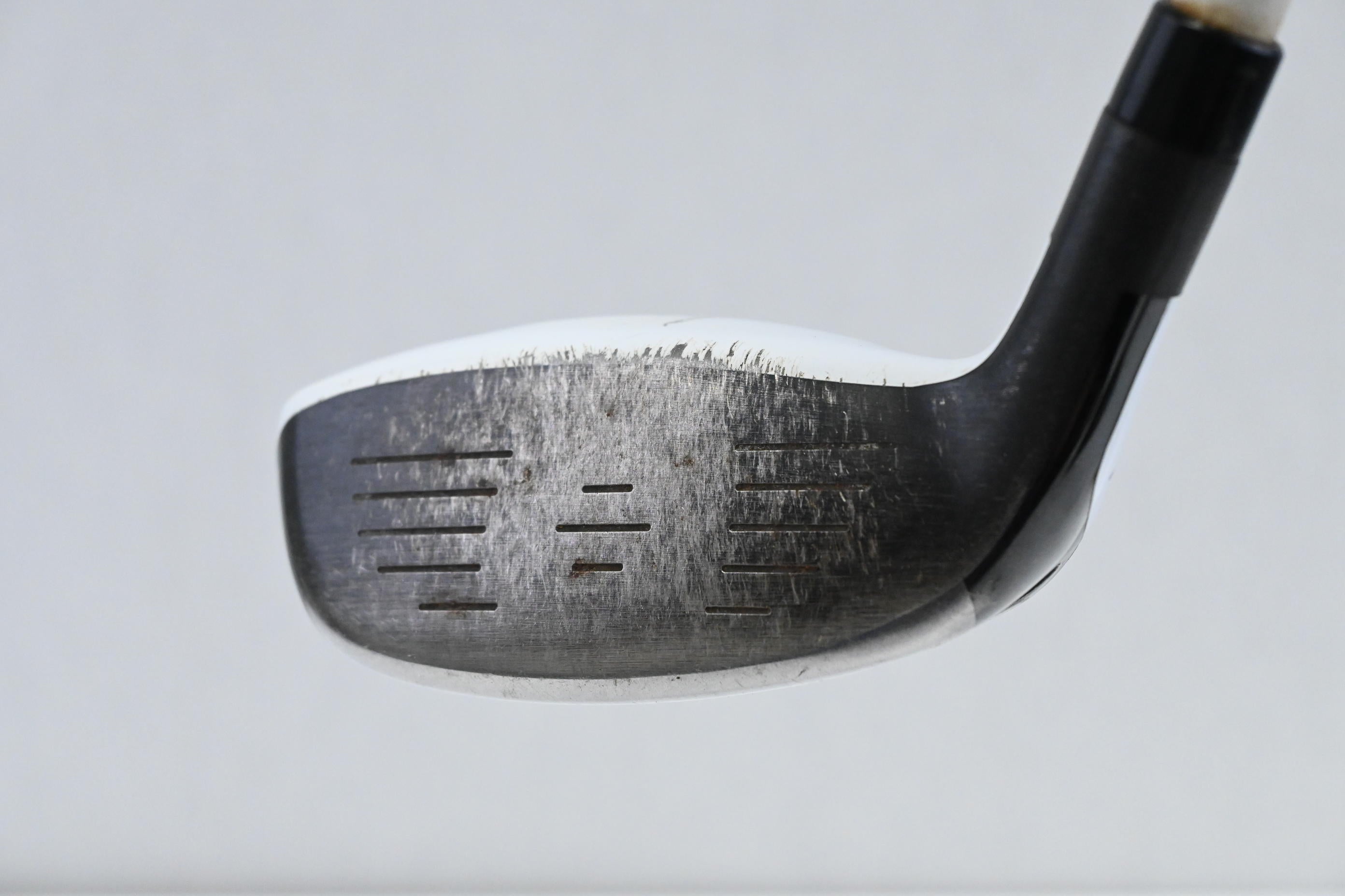 Taylormade Aeroburner #4 Hybrid / 22 Degree / Regular Flex Matrix Speed Rul-Z 70