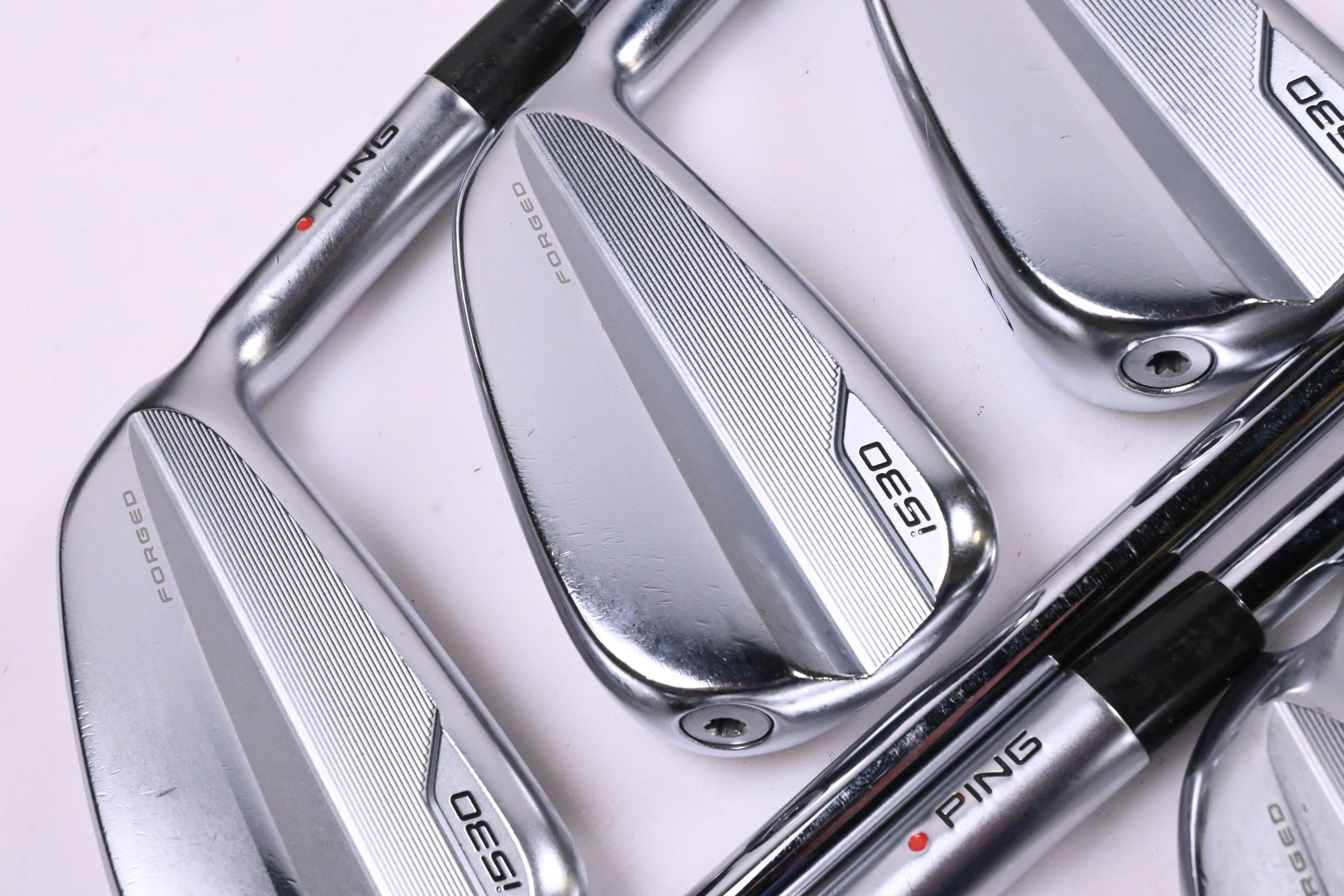 Ping i530 Irons / 4-PW / Red Dot / Stiff Flex N.S.Pro Modus³ Tour 105 Shafts