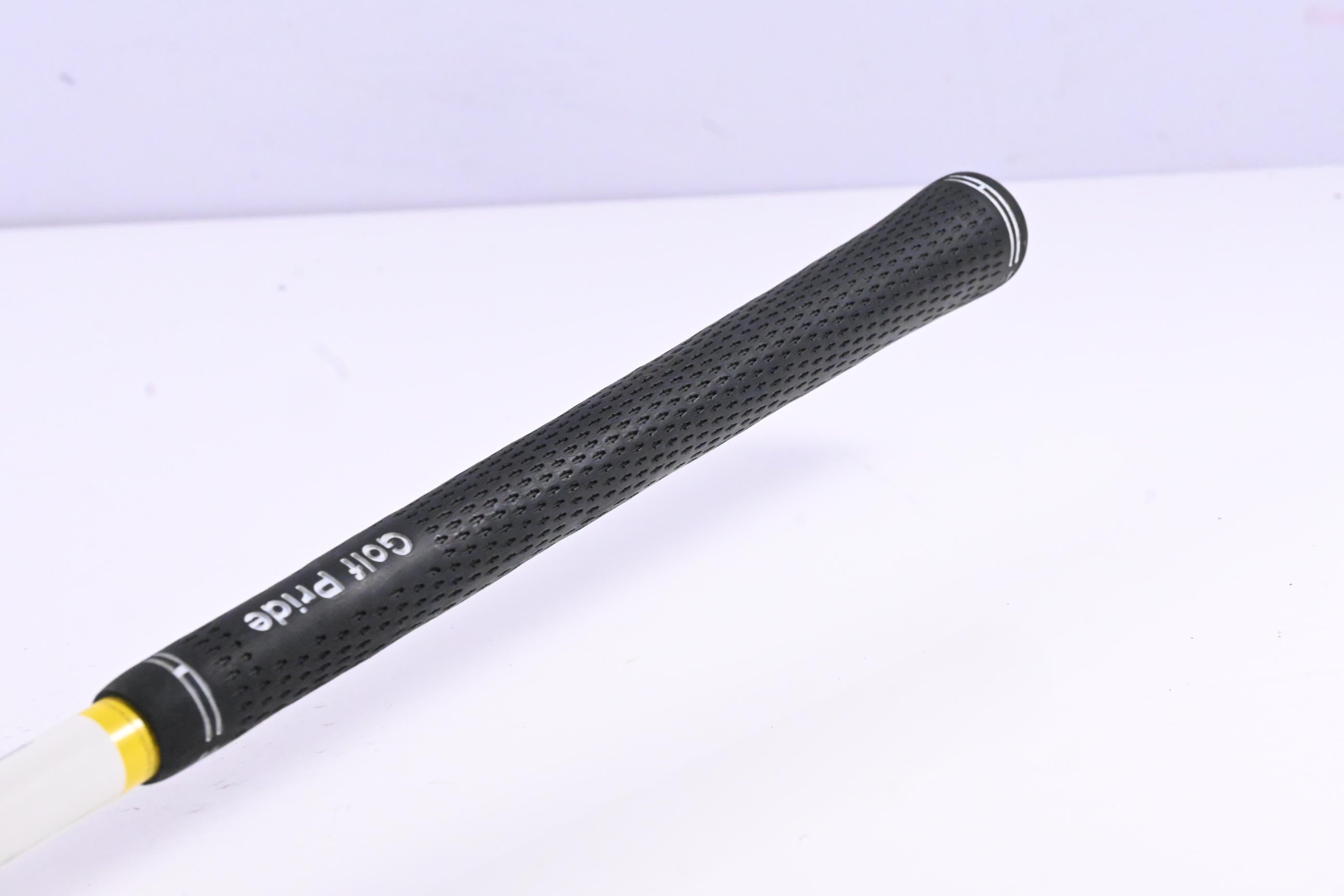Titleist 975 J Driver / 9.5 Degree / Stiff Flex Grafalloy ProLite Pro 4565 Shaft