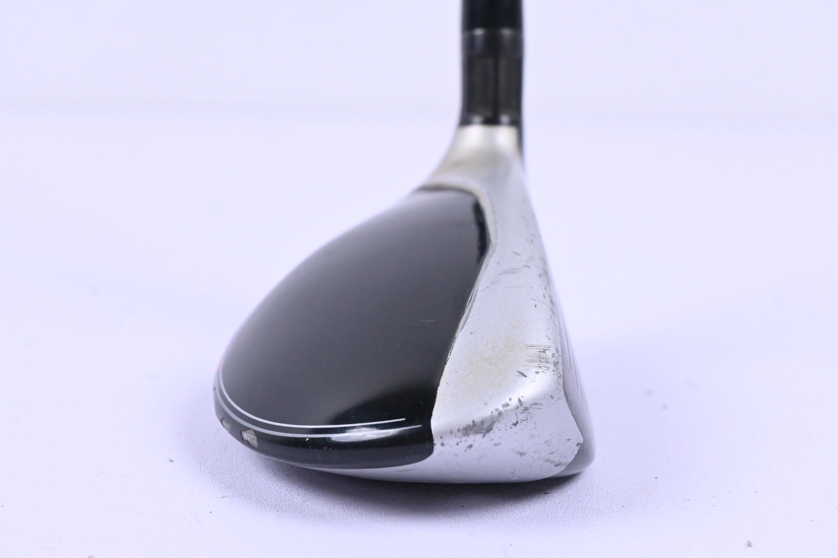 Taylormade M4 #3 Hybrid / 19 Degree / Stiff Flex Fujikura Atmos 7 Red Shaft