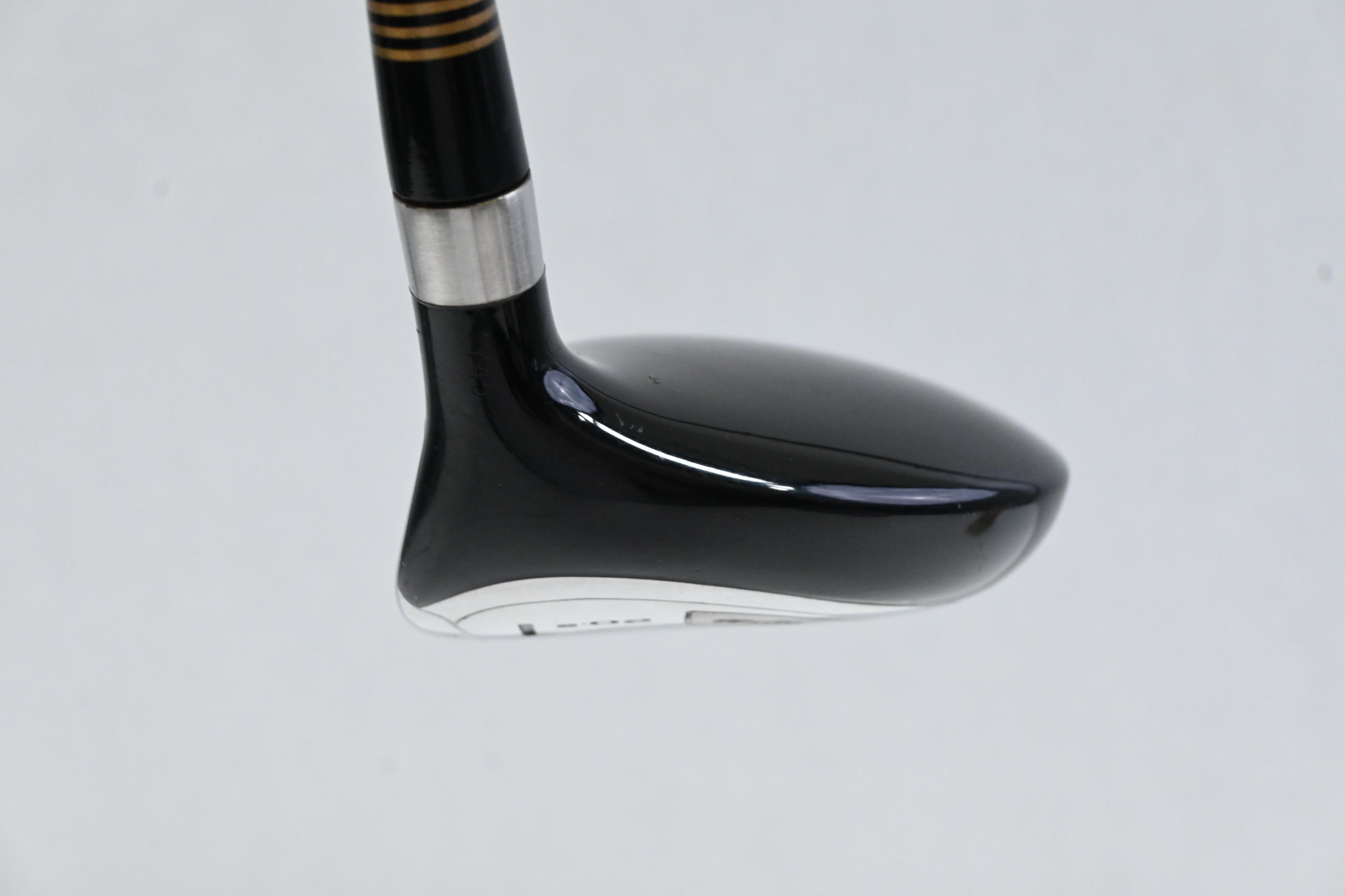 Srixon W-302 #7 Wood / 20.5 Degree / Stiff Flex Srixon SV-300 Shaft