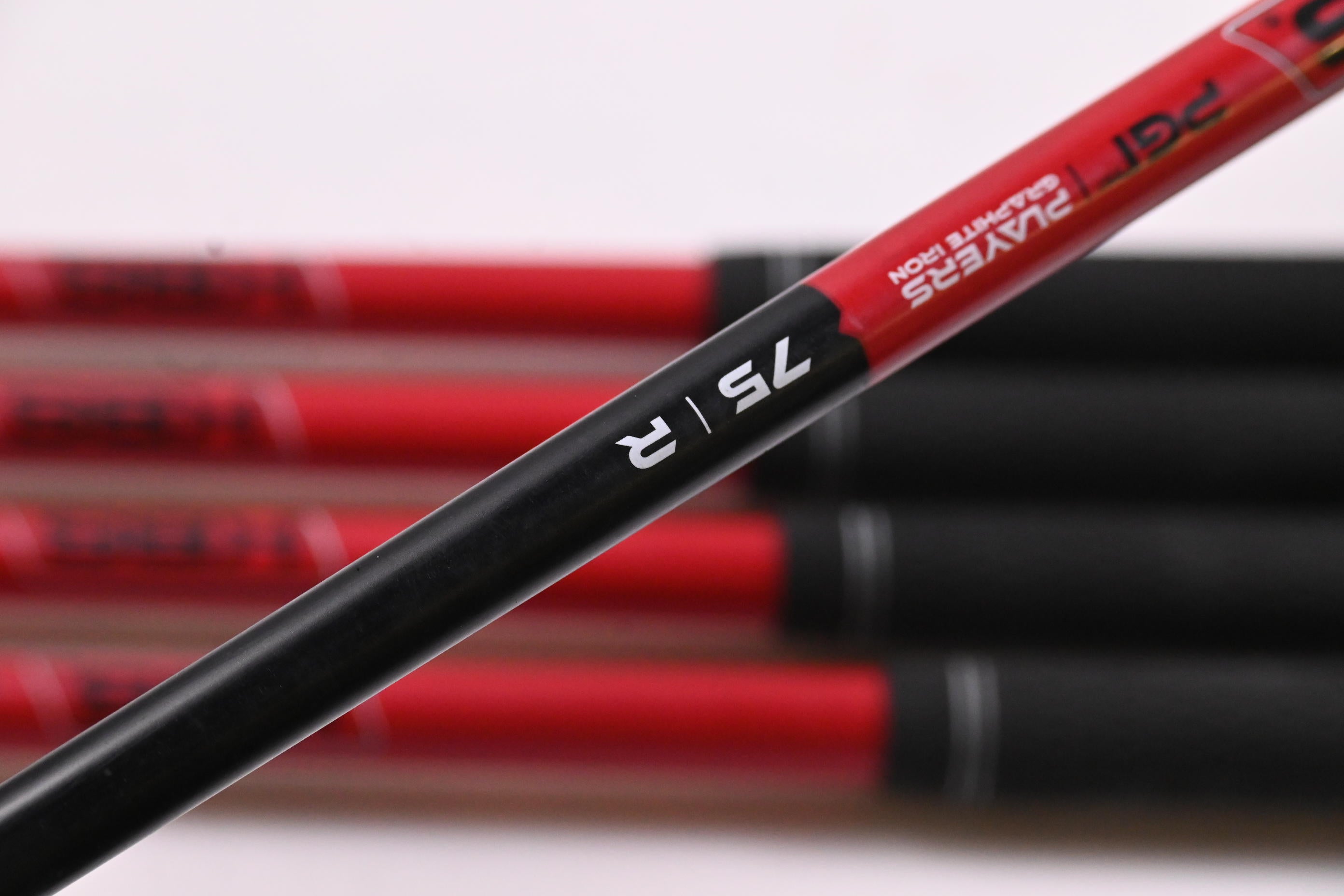 Cobra LTDx Irons / 7-PW+GW / Regular Flex KBS PGI 75 Shafts