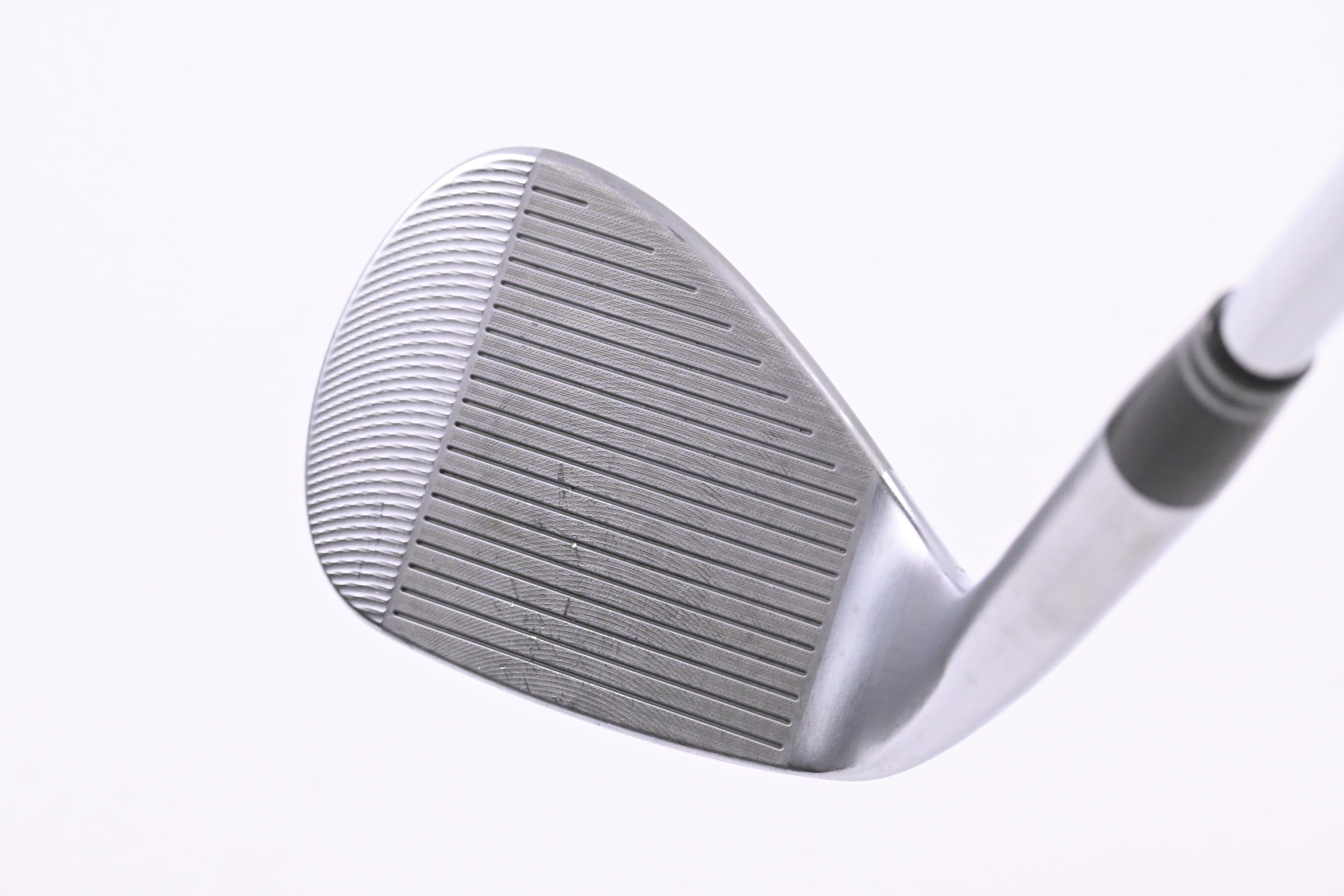 Cleveland RTZ Sand Wedge / 54 Degree / Wedge Flex Dynamic Gold Spinner Shaft