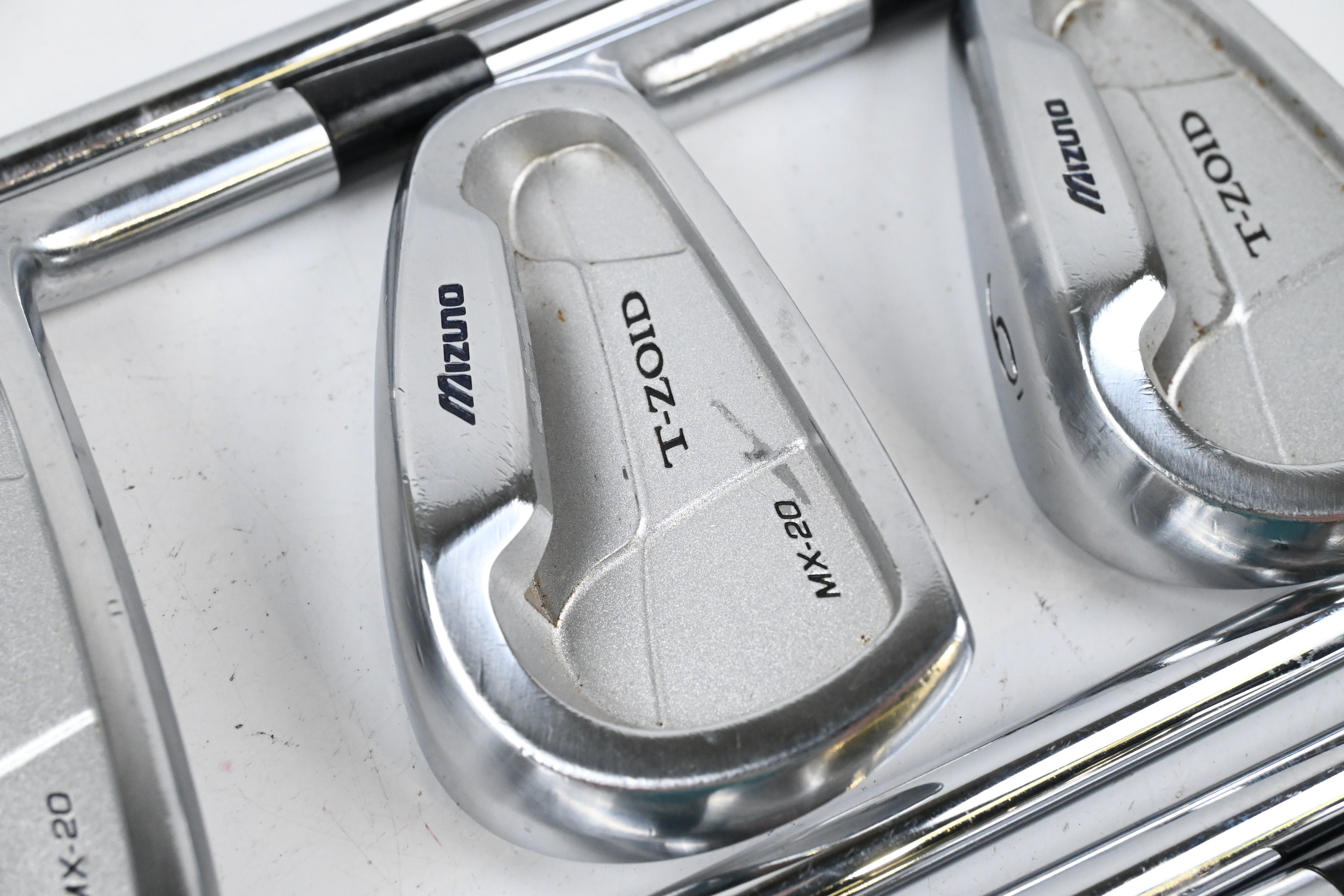 Mizuno MX-20 Irons / 3-PW / Regular Flex Dynamic Gold Lite R300 Shafts