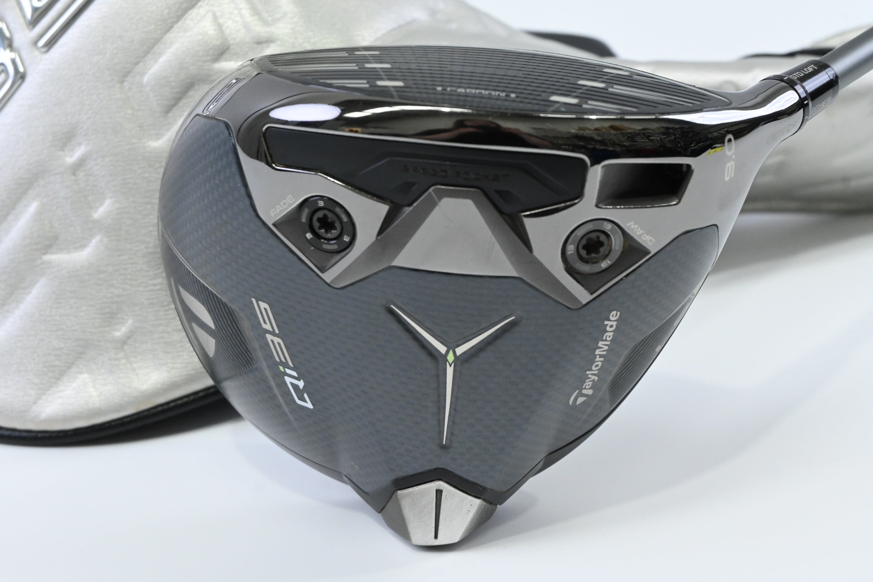Taylormade Qi35 LS Driver / 9 Degree / Regular Flex Fujikura AirSpeeder 50 Shaft