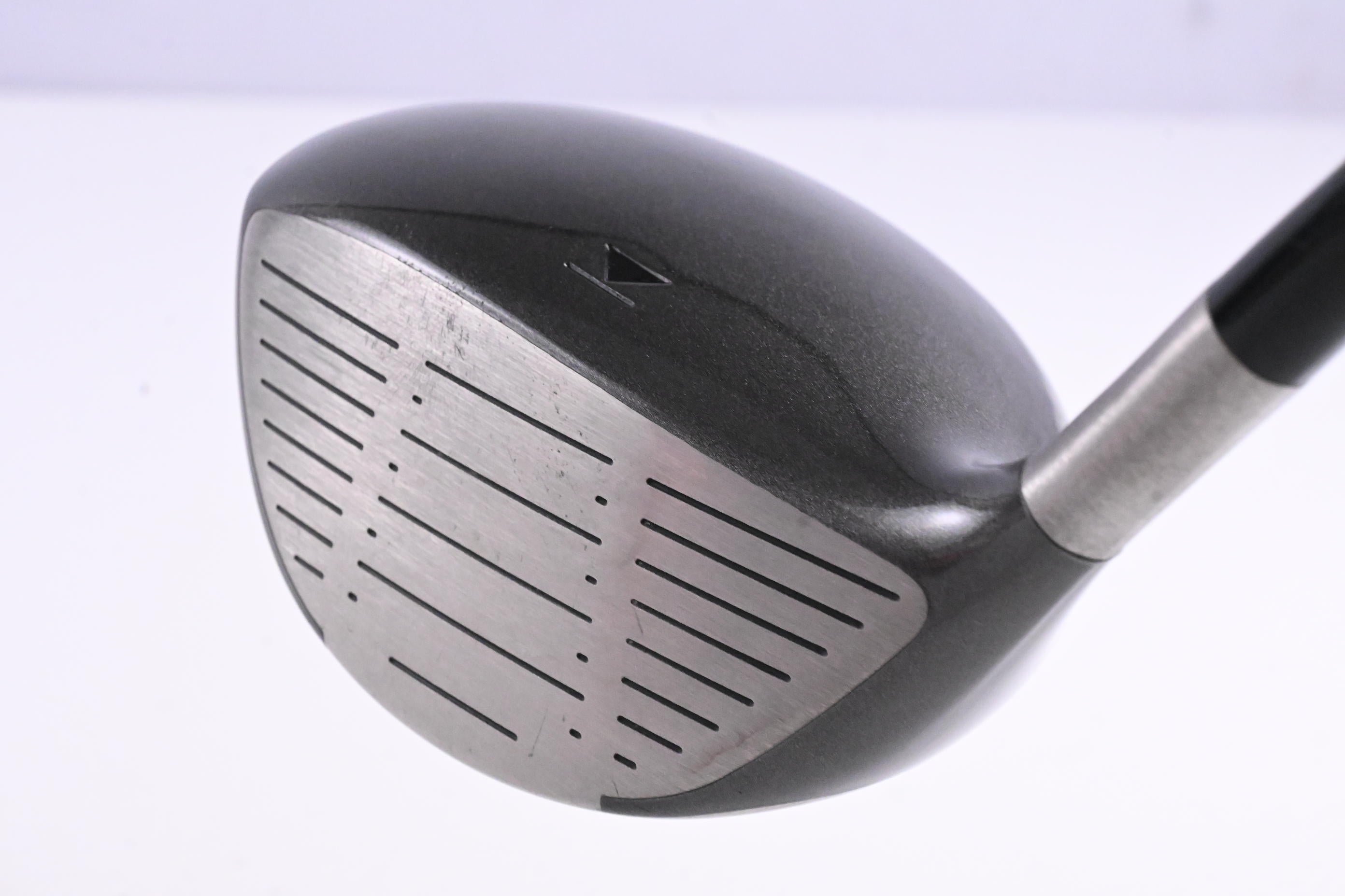Titleist 975 J Driver / 9.5 Degree / Stiff Flex Titleist UltraLite 60 Shaft