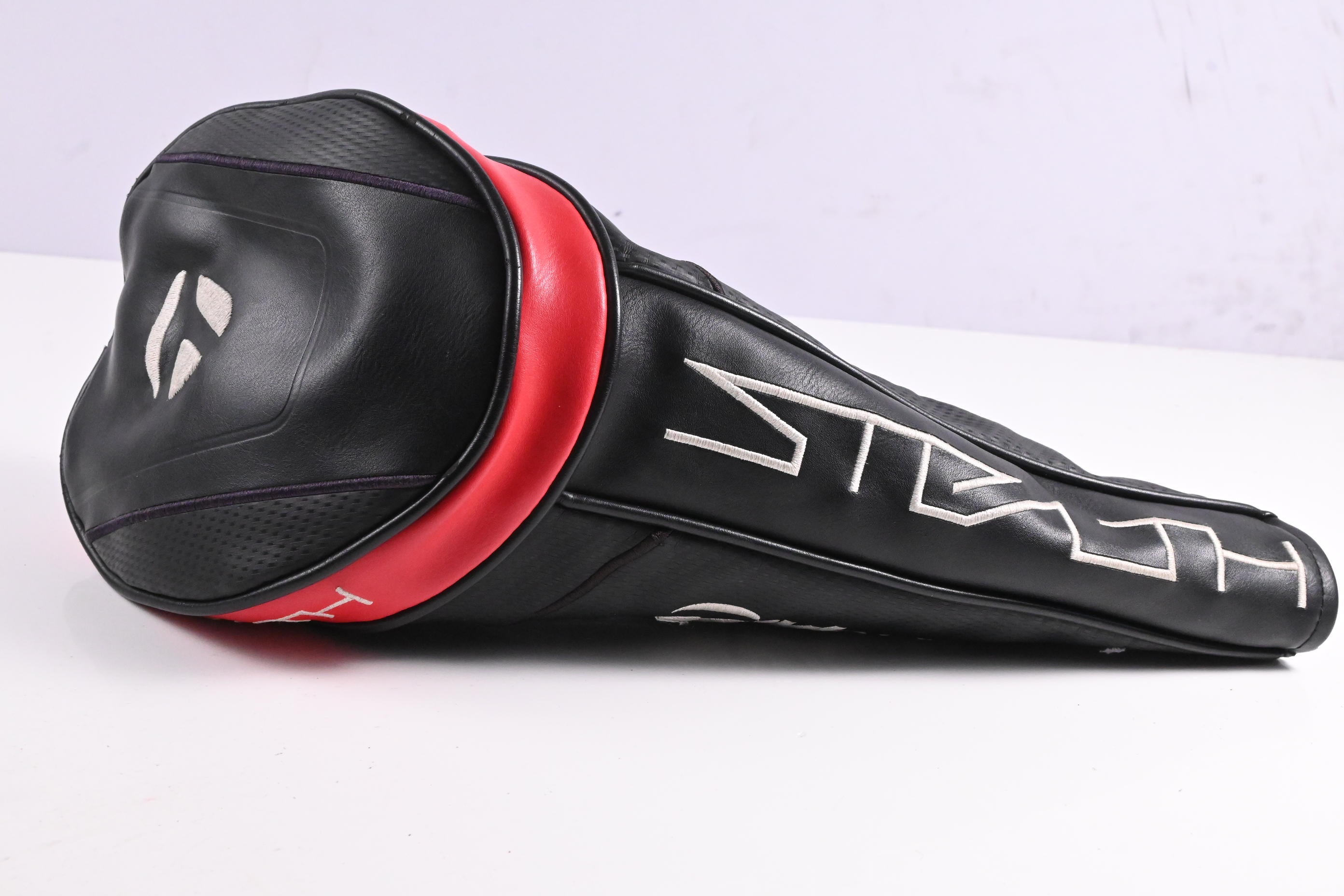 Taylormade Stealth Plus Driver / 9 Degree / X-Flex Kai'li White 70 Shaft