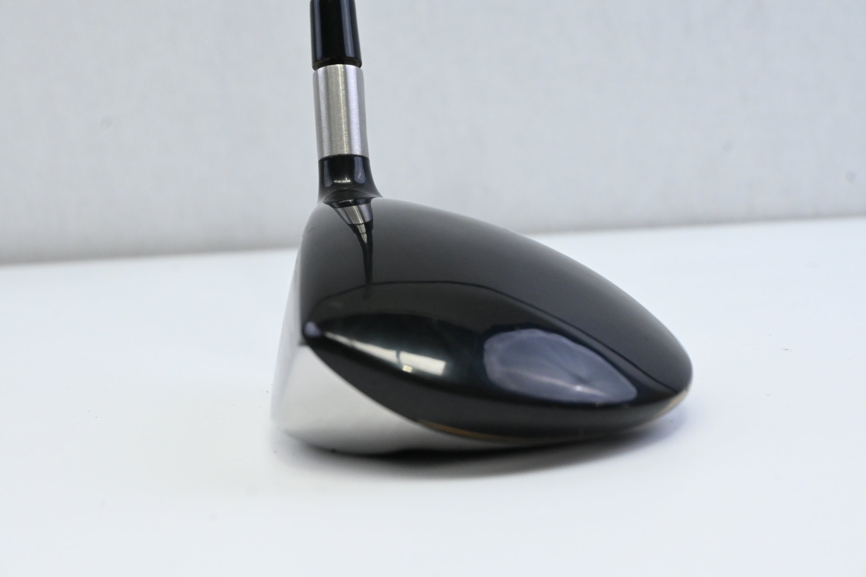Left Hand Cleveland 588 #3 Wood / 15.5 Degree / Regular Flex Matrix Ozik 6Q3