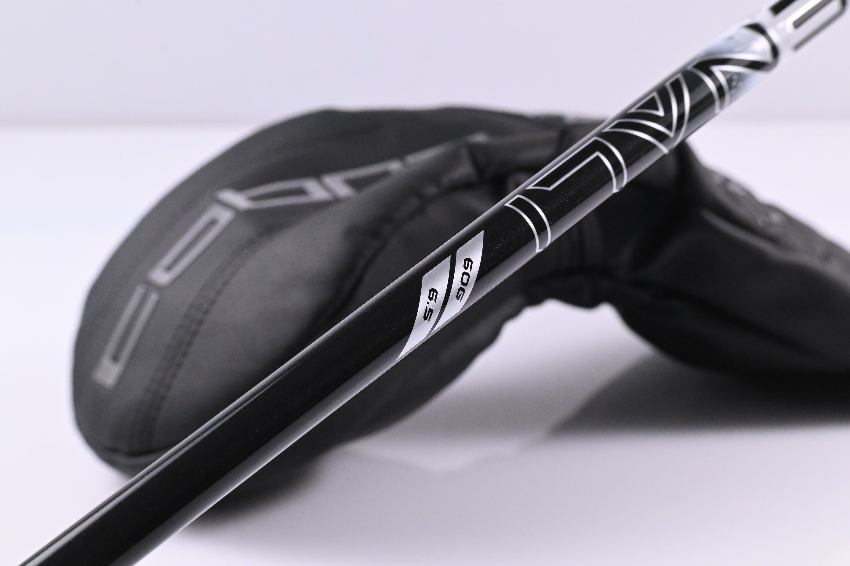Cobra DS-Adapt LS Driver / 10.5 Degree / X-Flex Denali Black 60 Shaft