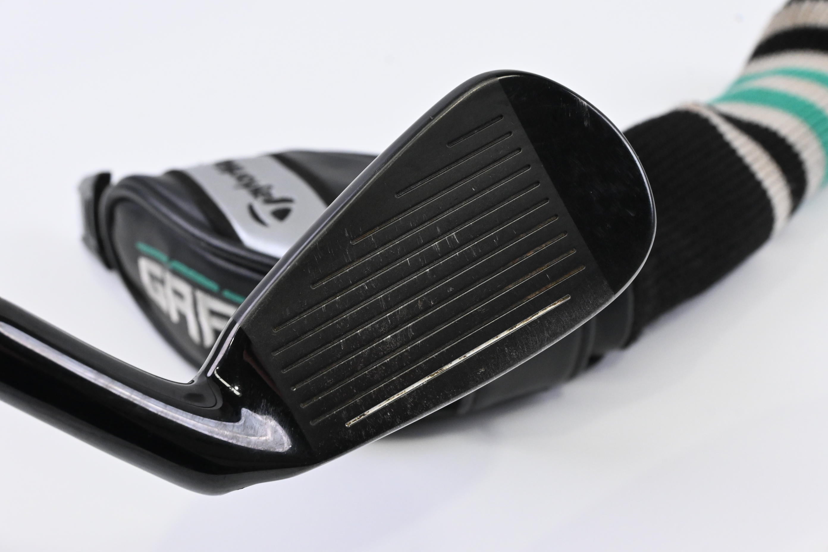 Left Hand Taylormade GAPR Mid #3 Hybrid / 18 Degree / Senior Flex Proforce V2 55