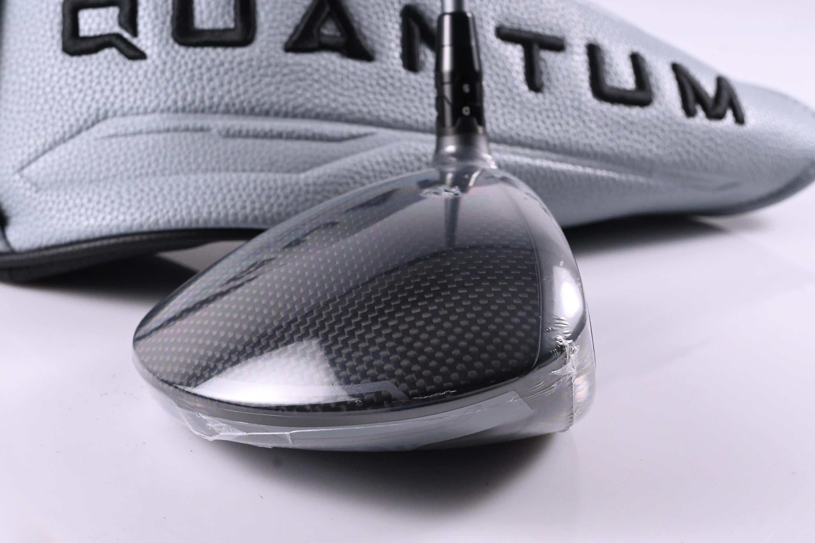 Callaway Quantum Max Driver / 10.5 Degree / Stiff Flex Denali Frost Silver 60