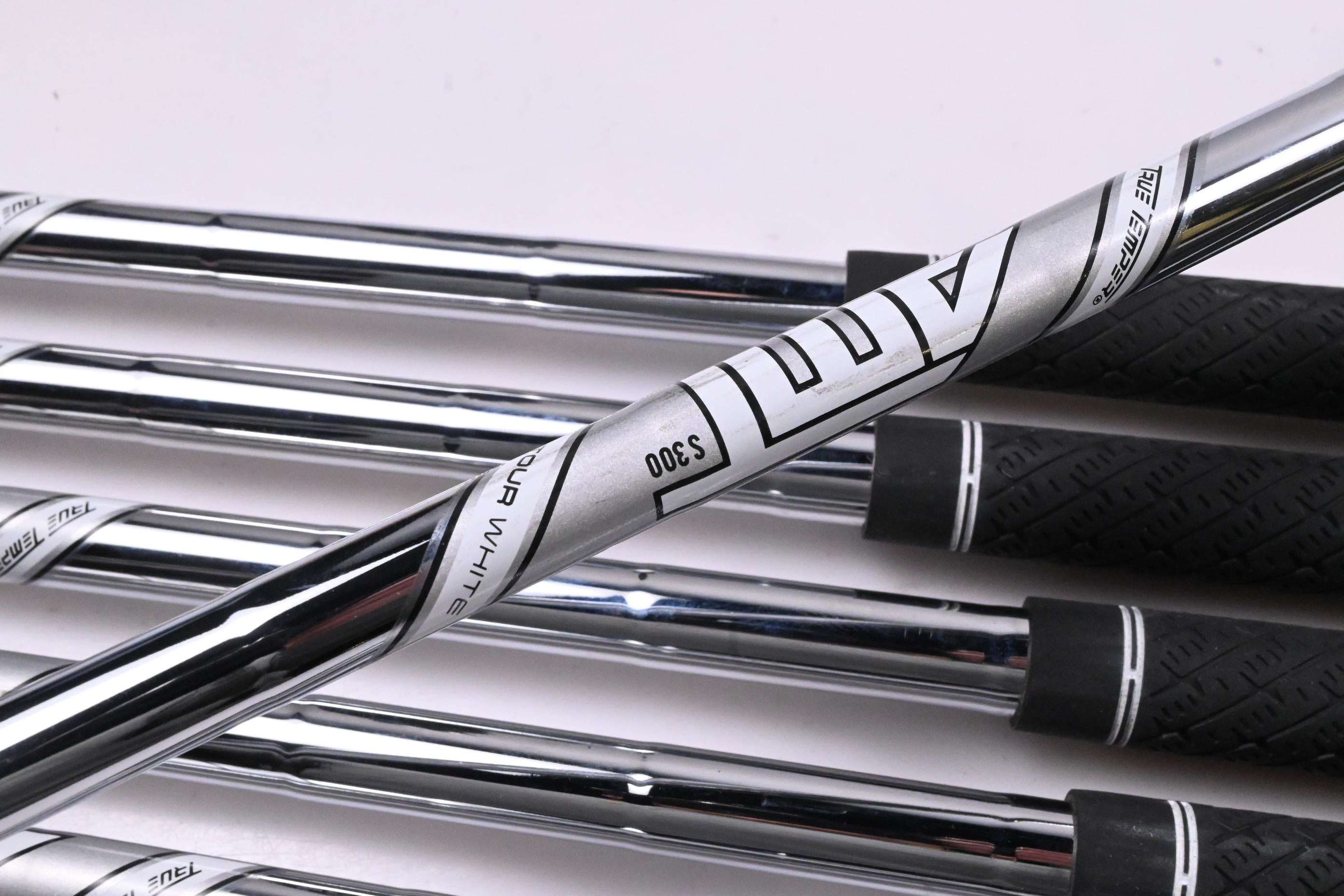 Callaway Apex MB 2018 Irons / 3-PW / Stiff Flex AMT Tour White S300 Shafts