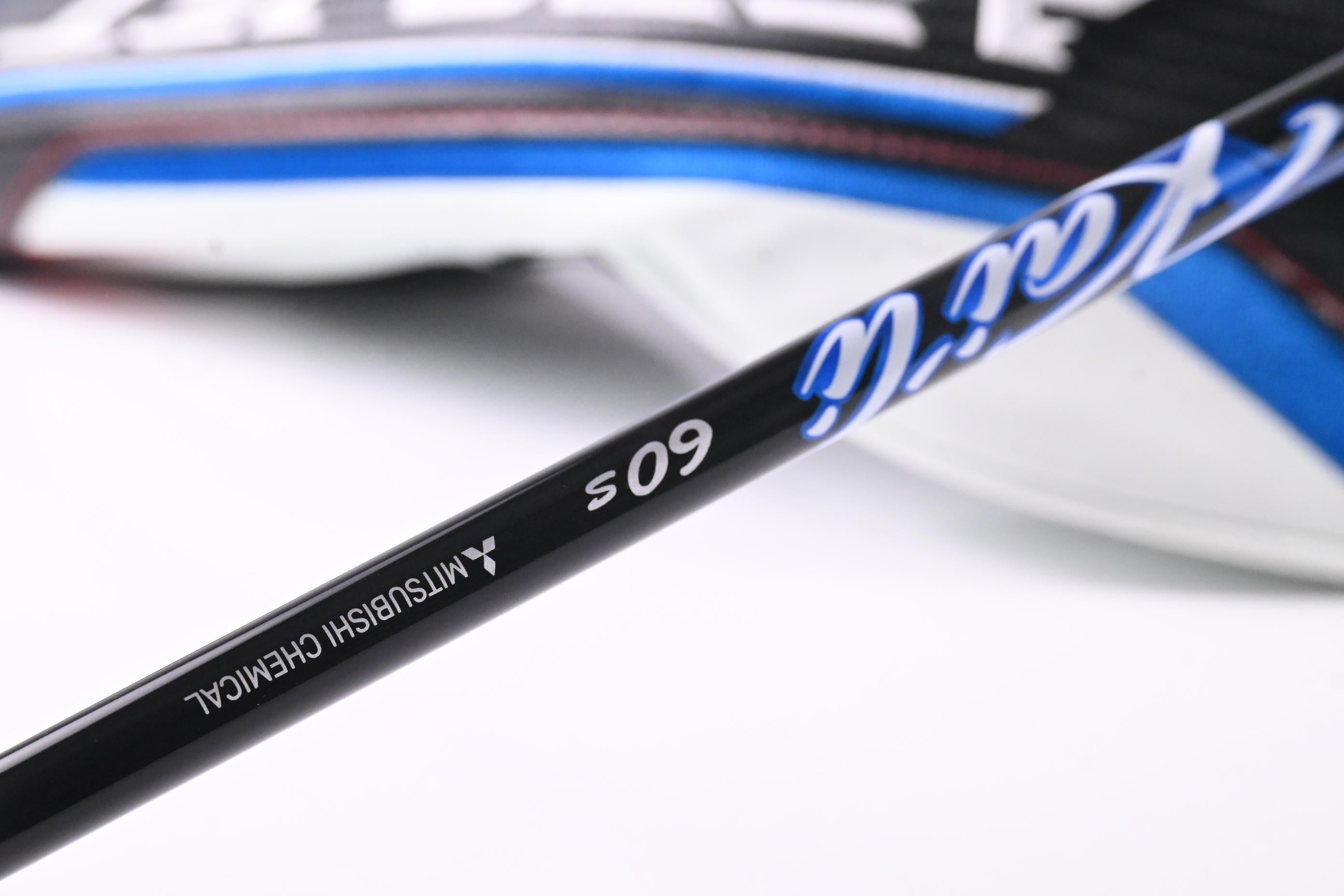 Cobra Aerojet LS Driver / 10.5 Degree / Stiff Flex Kai`li Blue 60 Shaft
