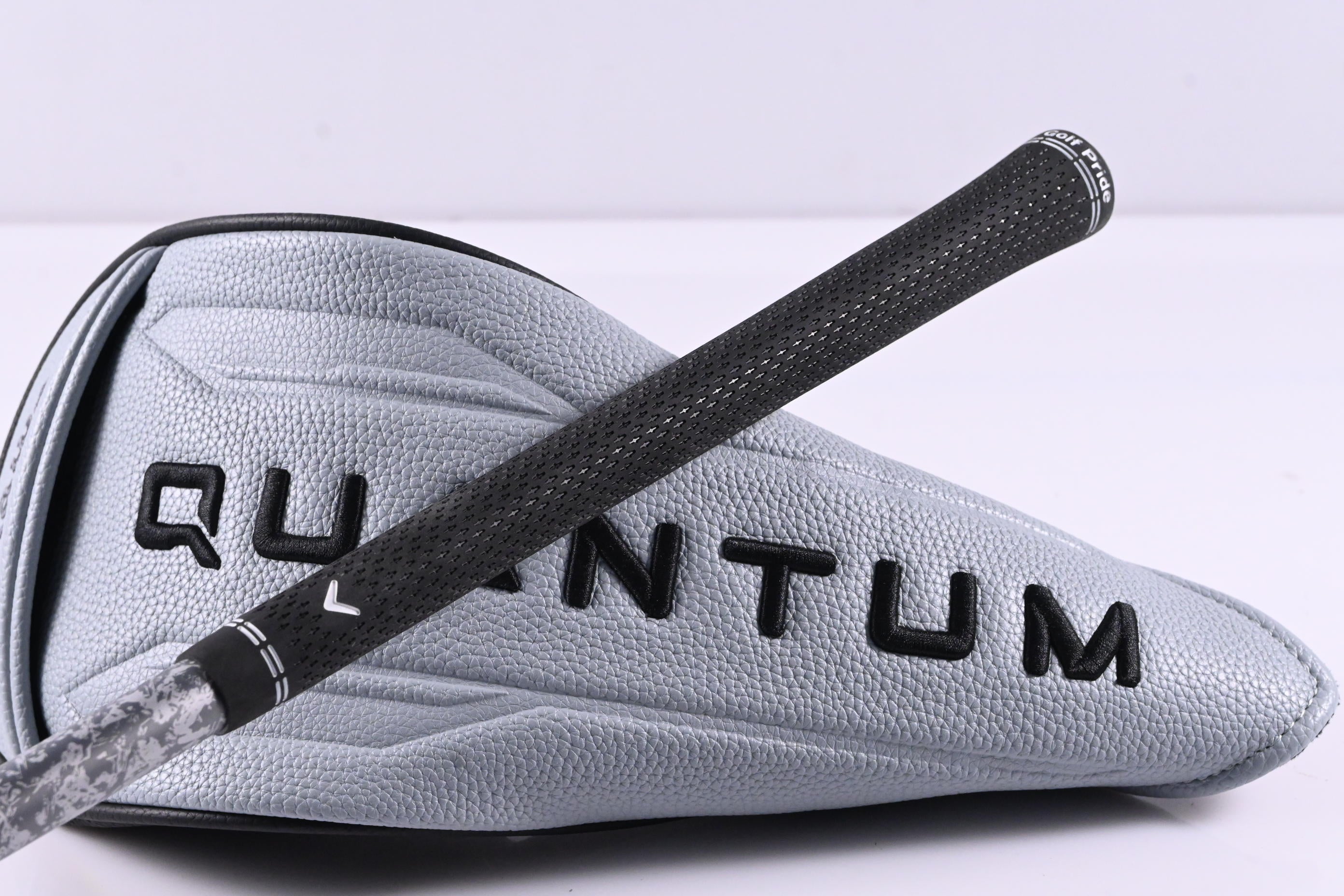 Callaway Quantum Max Driver / 10.5 Degree / Stiff Flex Denali Frost Silver 60